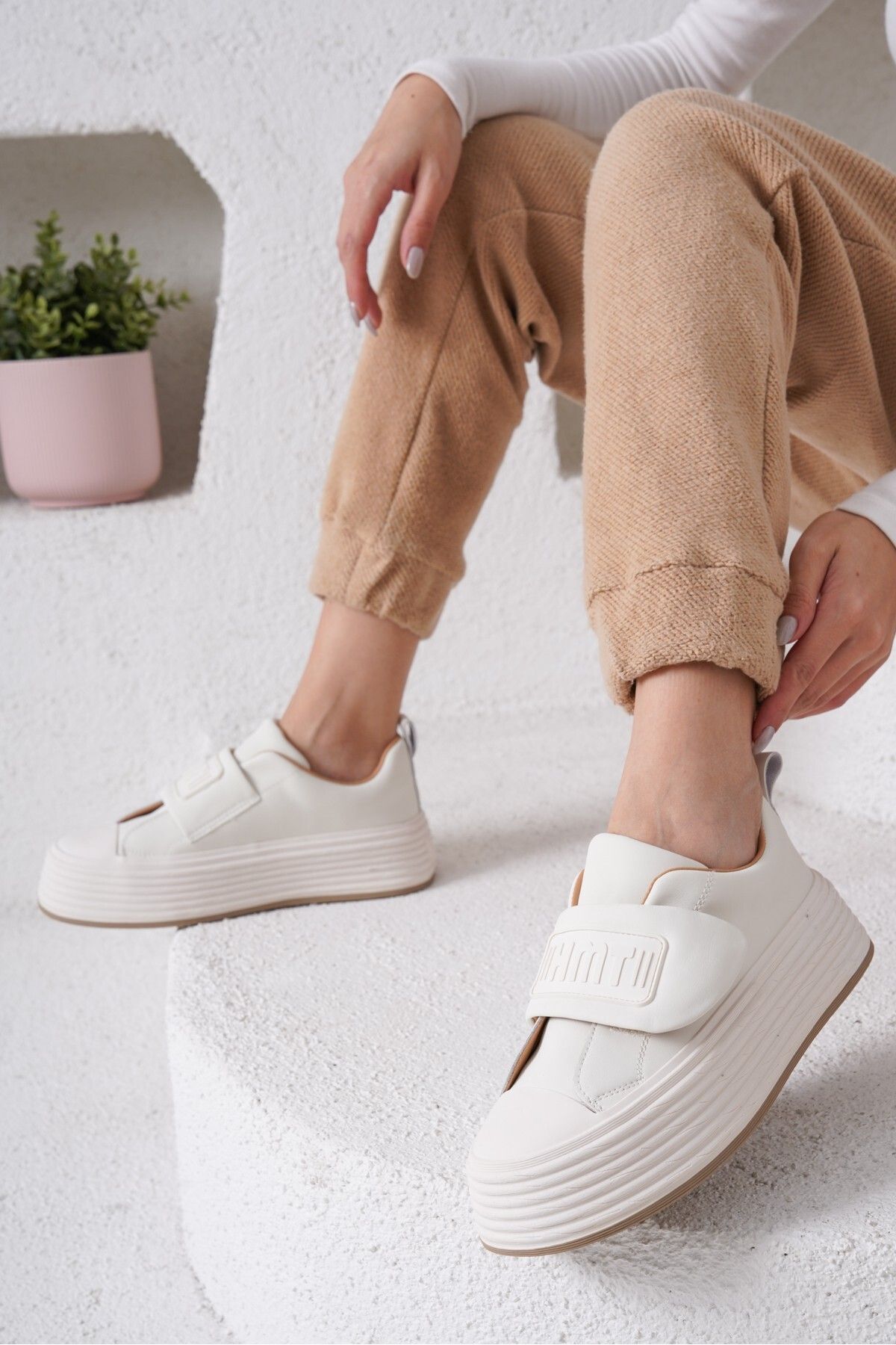 Guja-Cırtlı Ithal Kadın Rahat Günlük Sneakers 1
