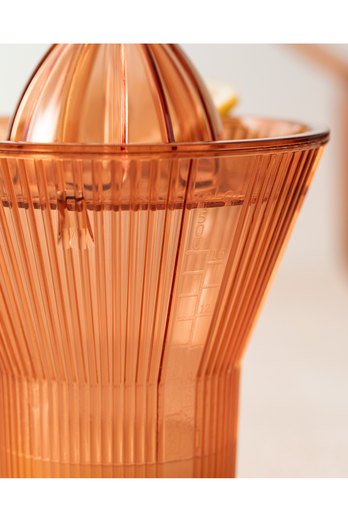 Madame Coco-Henric Citrus Juicer 2