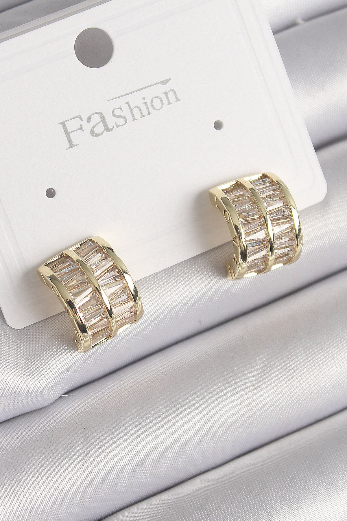 BZK ACCESSORİES Pirinç Gold Renk Çift Sıra Zirkon Taşlı Kadın Küpe