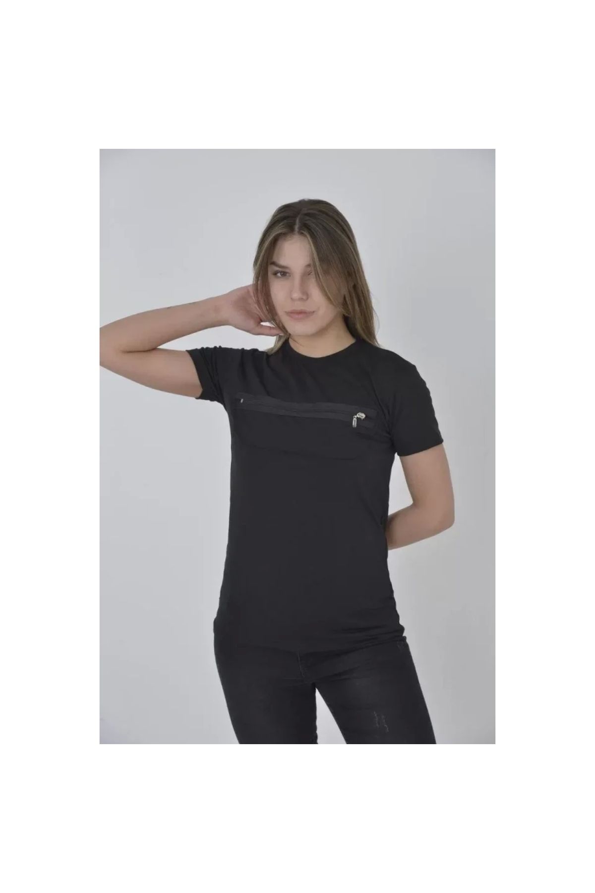 Narnuga Göğüste Fermuar Aksesuarlı Dar Kalıp TShirt