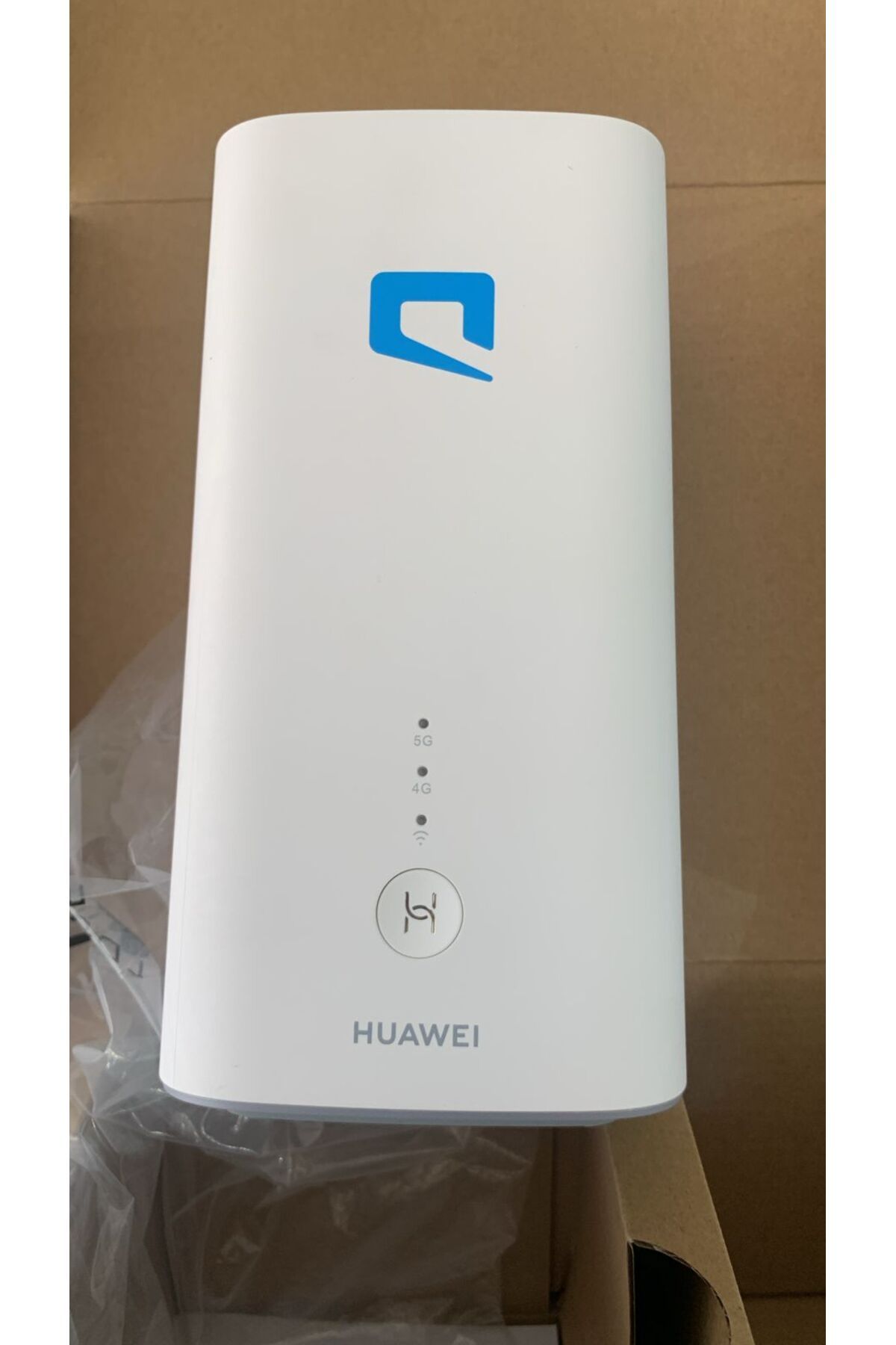Mobily-Router 5G CPE 5 3600Mbps H155-381 Wi-Fi 6 With high Speed Technology only for Mobily Network White 3