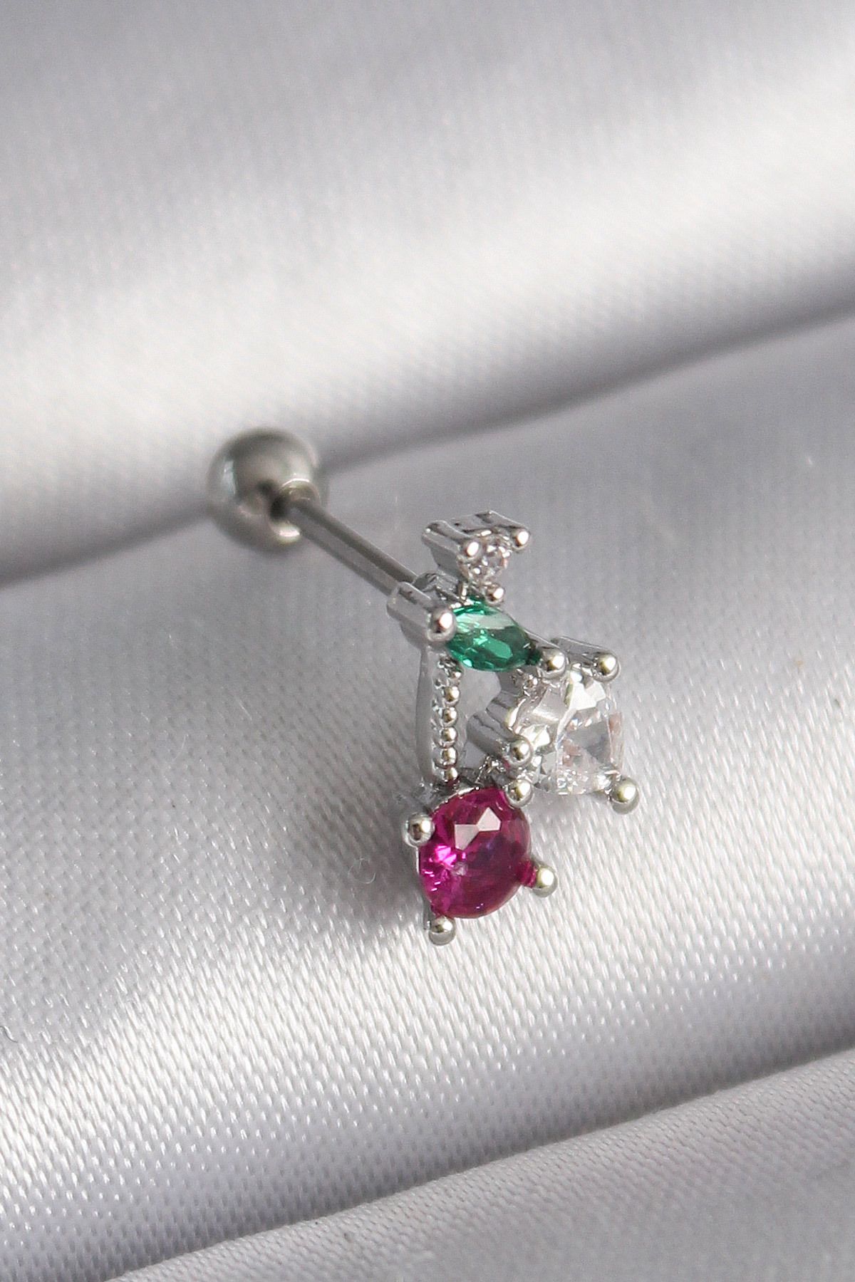 Maristas Çelik Gümüş Renk Zirkon Taşlı Tragus Piercing