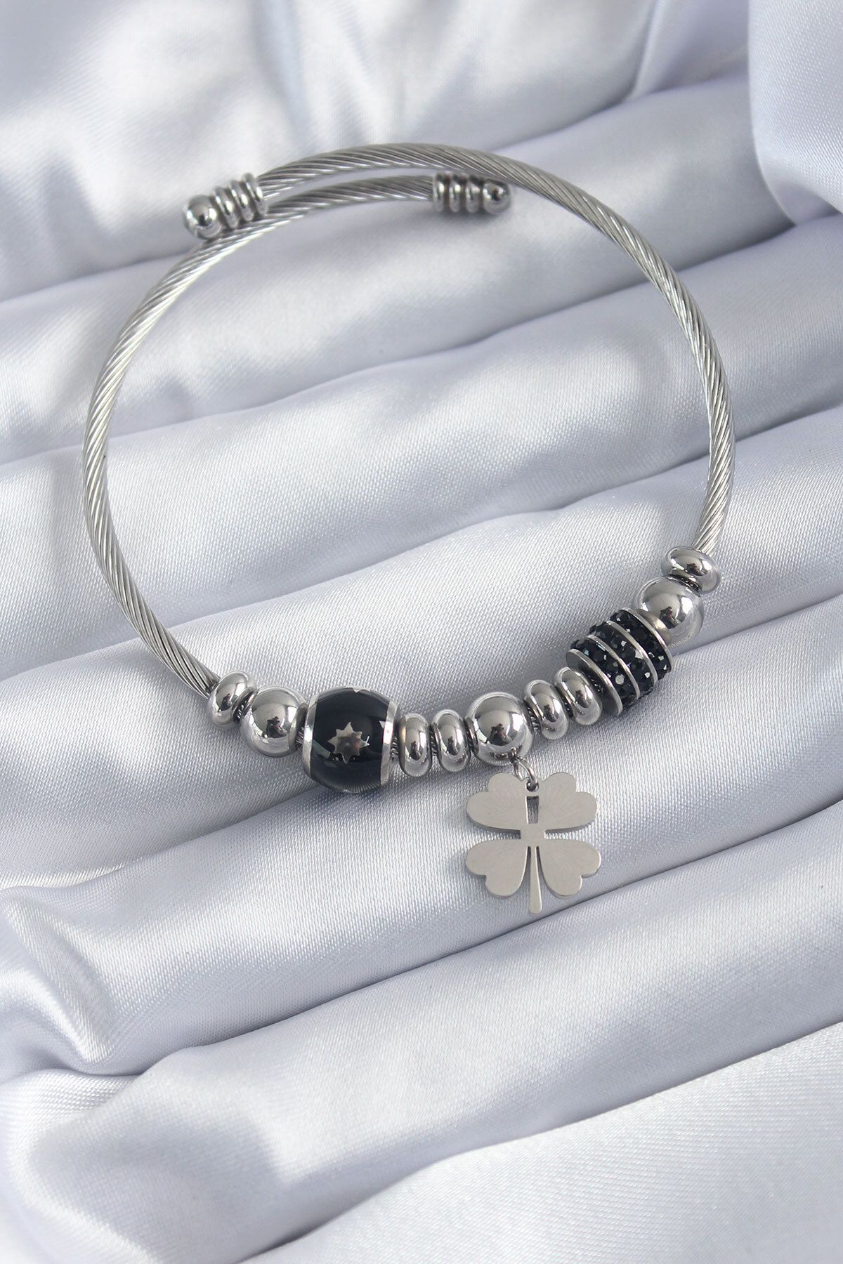 BZK ACCESSORİES 316L Çelik Gümüş Renk Charm Model Yonca Figür Zirkon Taş Detay Kadın Bileklik