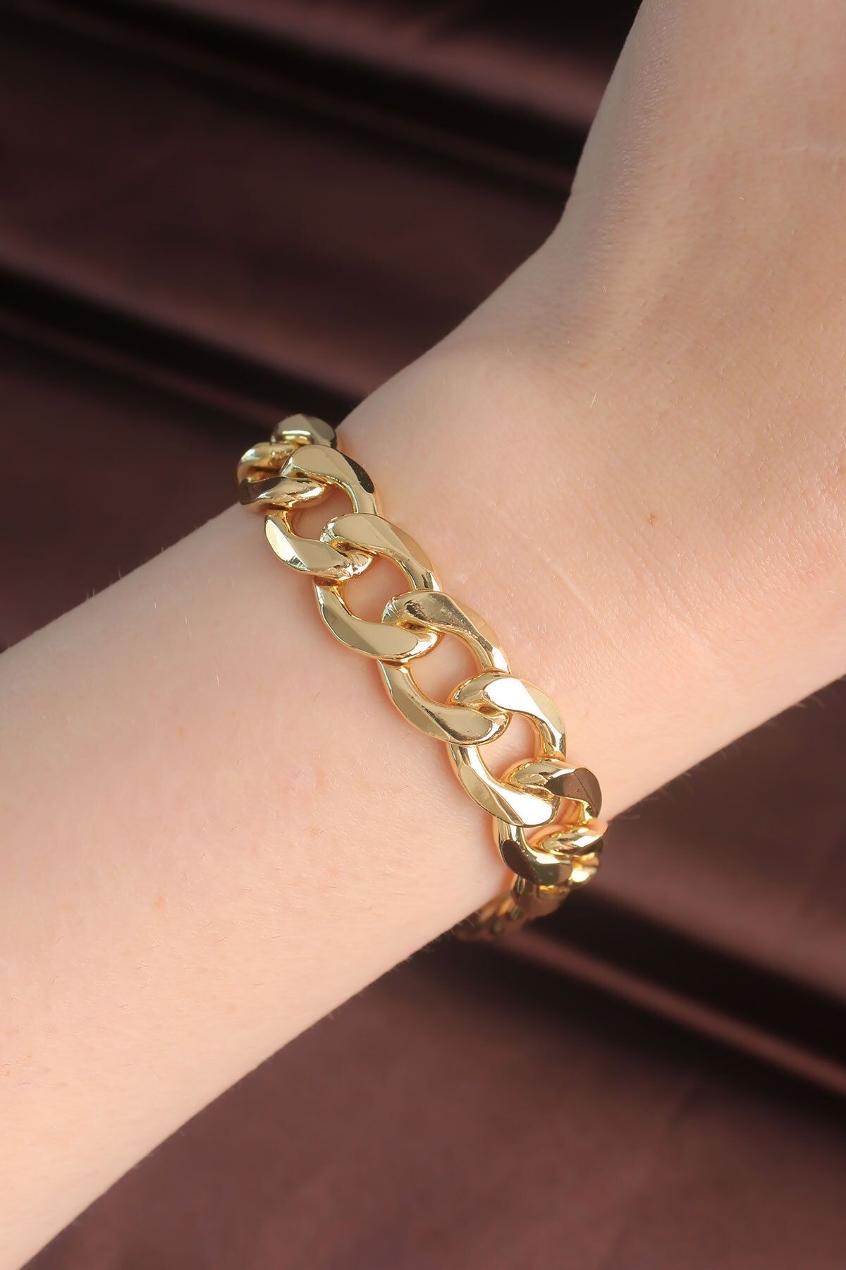 MMB Boutique 316L Çelik Vip Seri Gold Renk Gurmet Model Bileklik