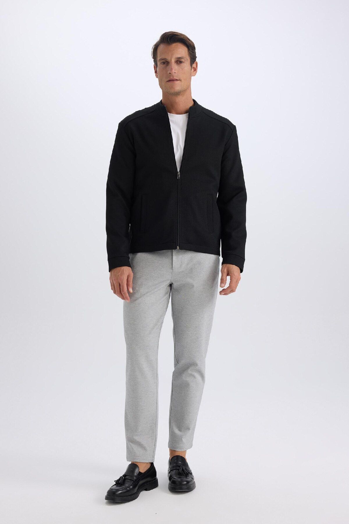 DeFacto-Spodnie Jogger Basic z prostą kieszenią i prostą nogawką T6317Az25Sp 6