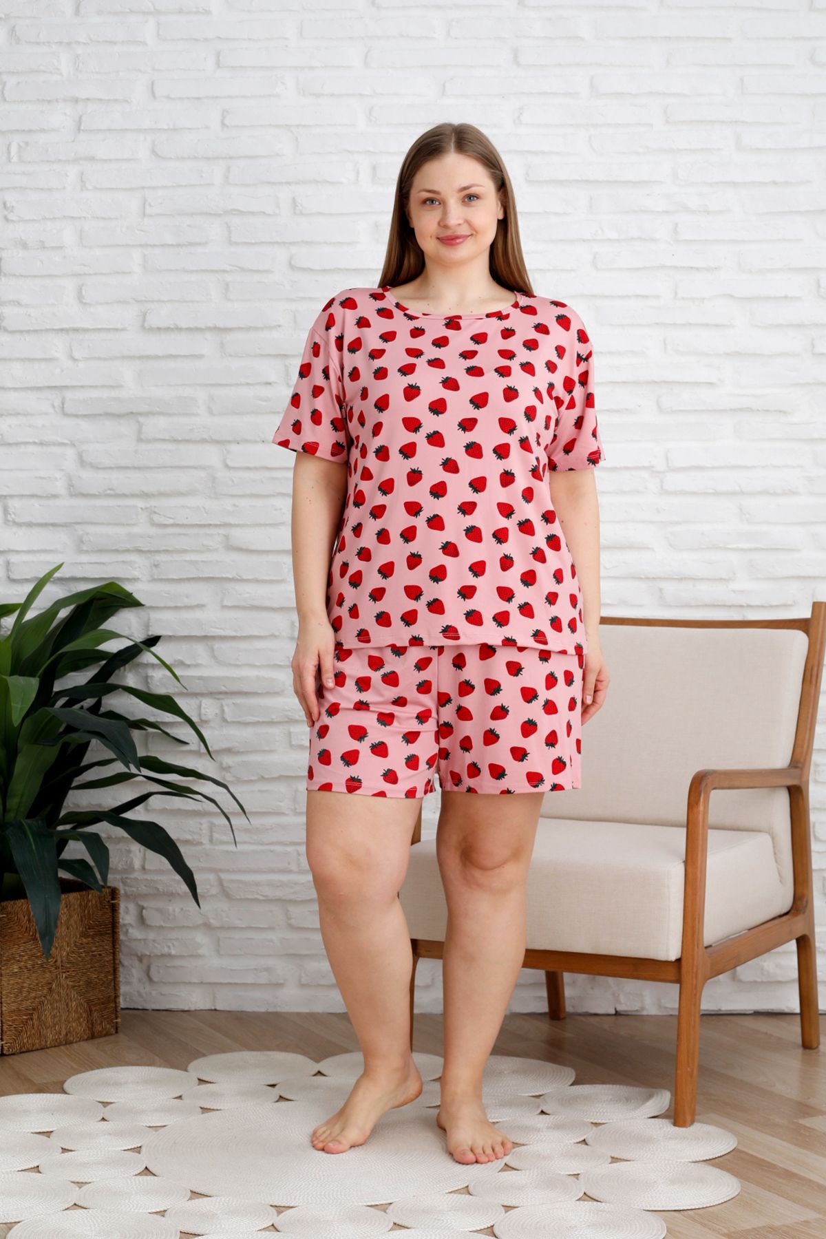 nisaNCa-Plus Size Women's Sleepwear with Short Sleeve Shorts 3