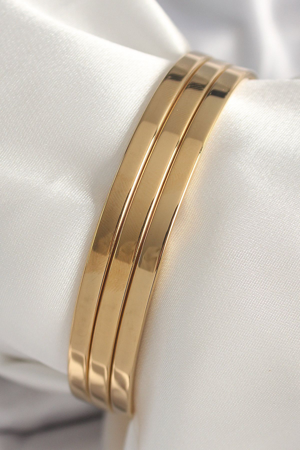 BZK ACCESSORİES 316L Çelik Gold Renk Ajda Model Kadın Bileklik