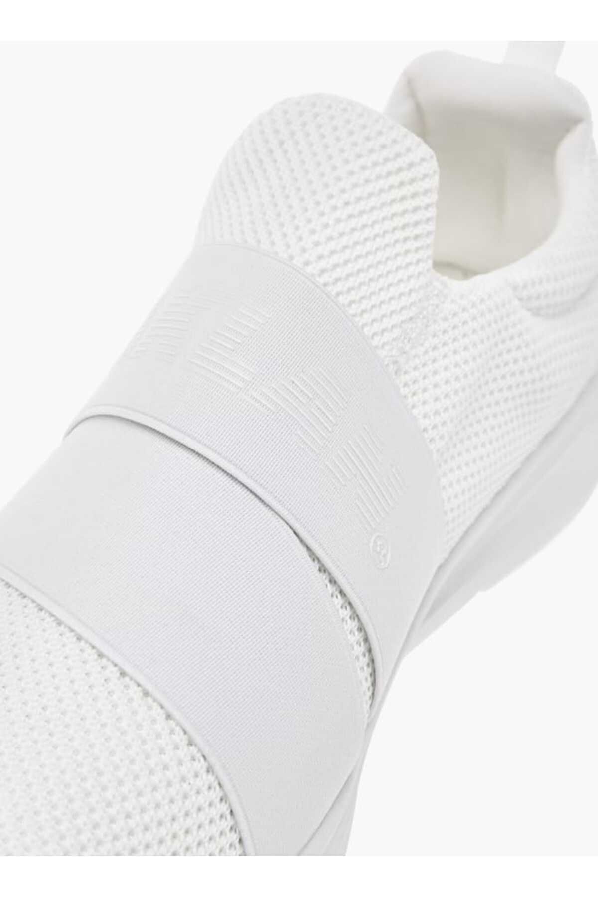 Oaklan by Shoexpress-Oaklan by Shoexpress Mesh Slip-On Sneakers with Pull Tabs 4