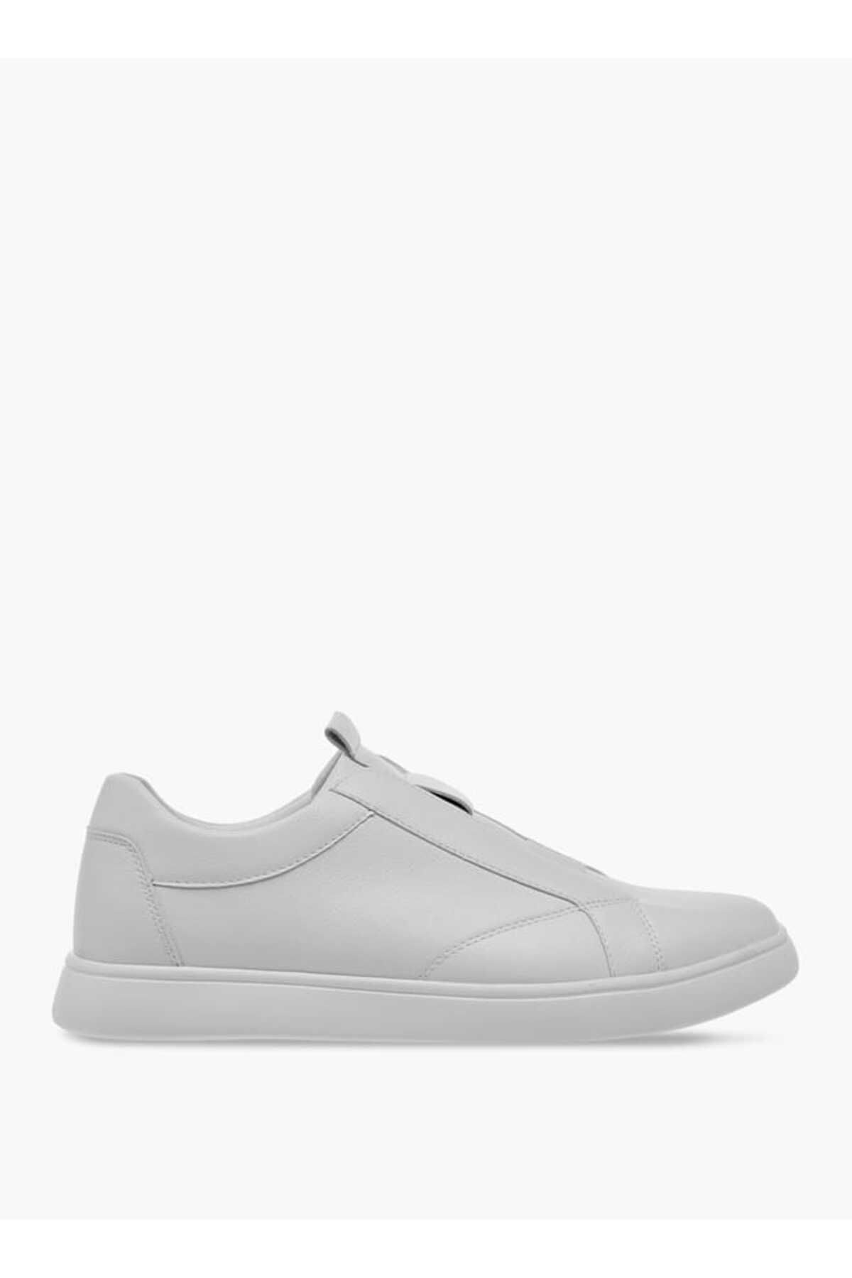 LBL by Shoexpress-LBL by Shoexpress Textured Slip-On Sneakers with Pull Tabs 3