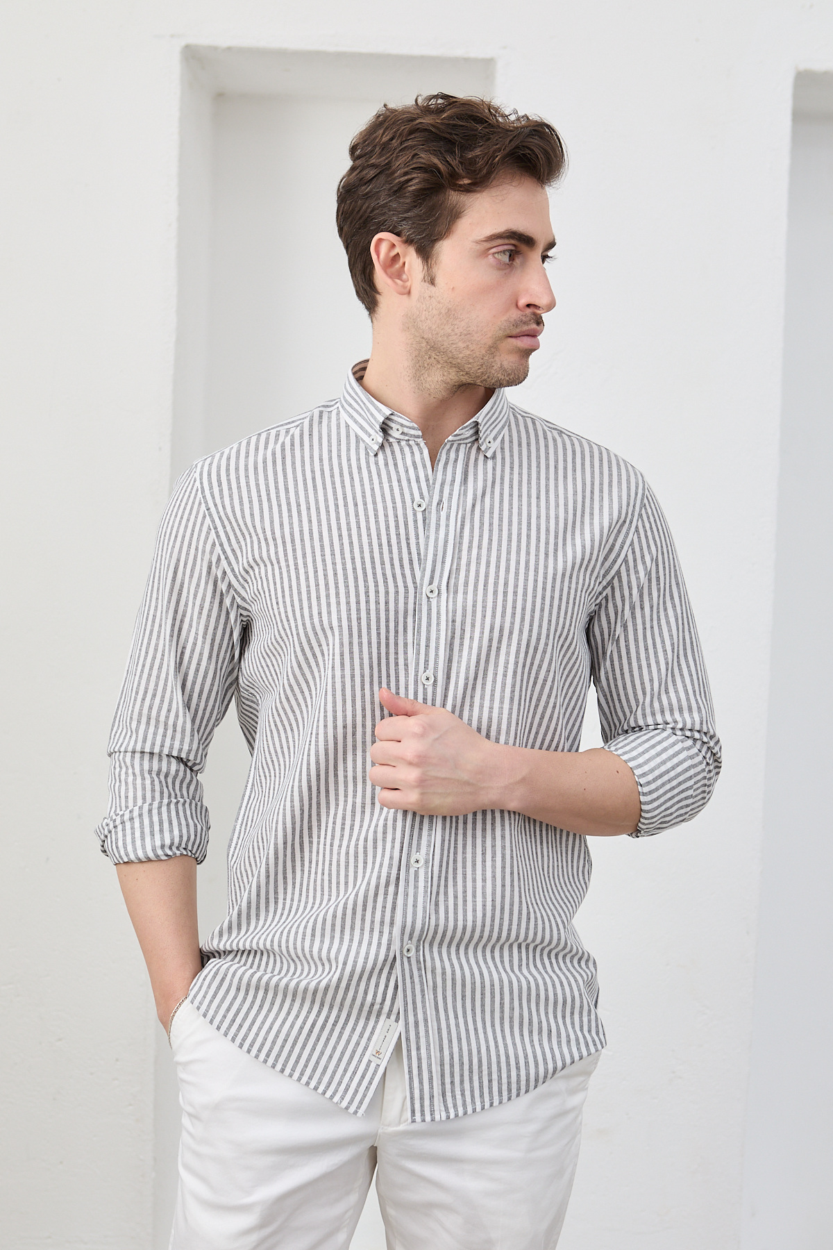 Erkek Gömlek Siyah Çizgili Pamuk Keten Modern Slim Fit Gömlek — مشکی G24 — تصویر 5 از 6