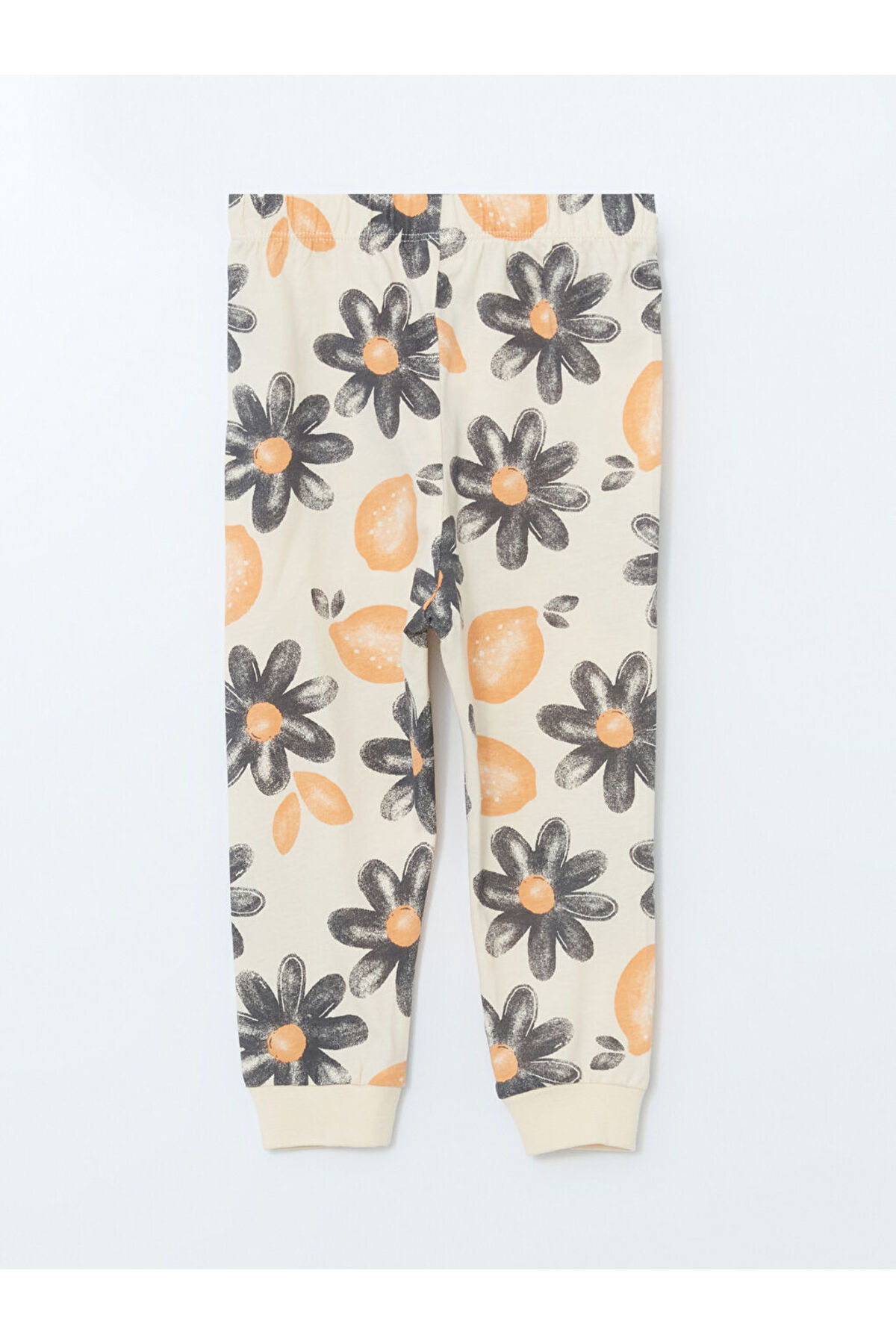 LC Waikiki GiyÇık Store den Bej Bisiklet Yaka Çiçekli Kız Bebek Pijama Takımı fotoğrafı 7 (önizleme)
