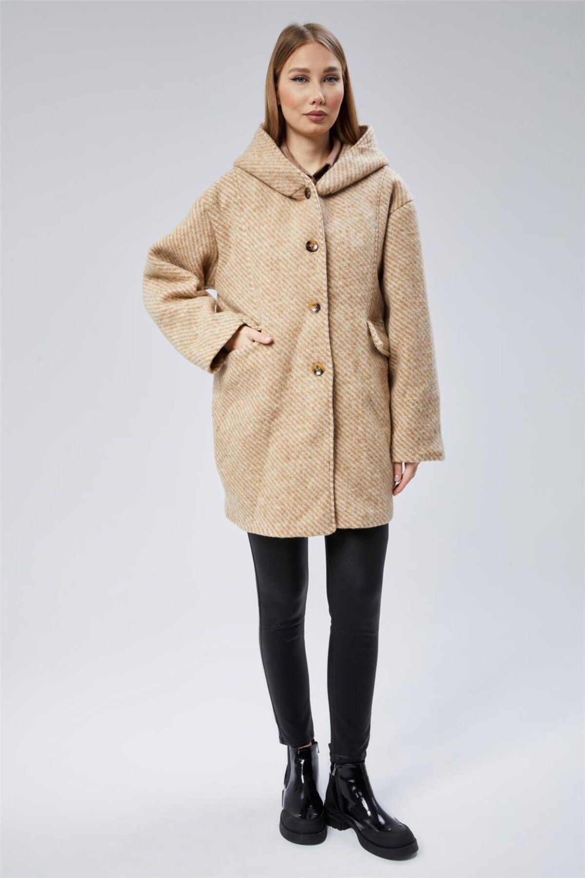 HomeStore-Hooded Coat 1