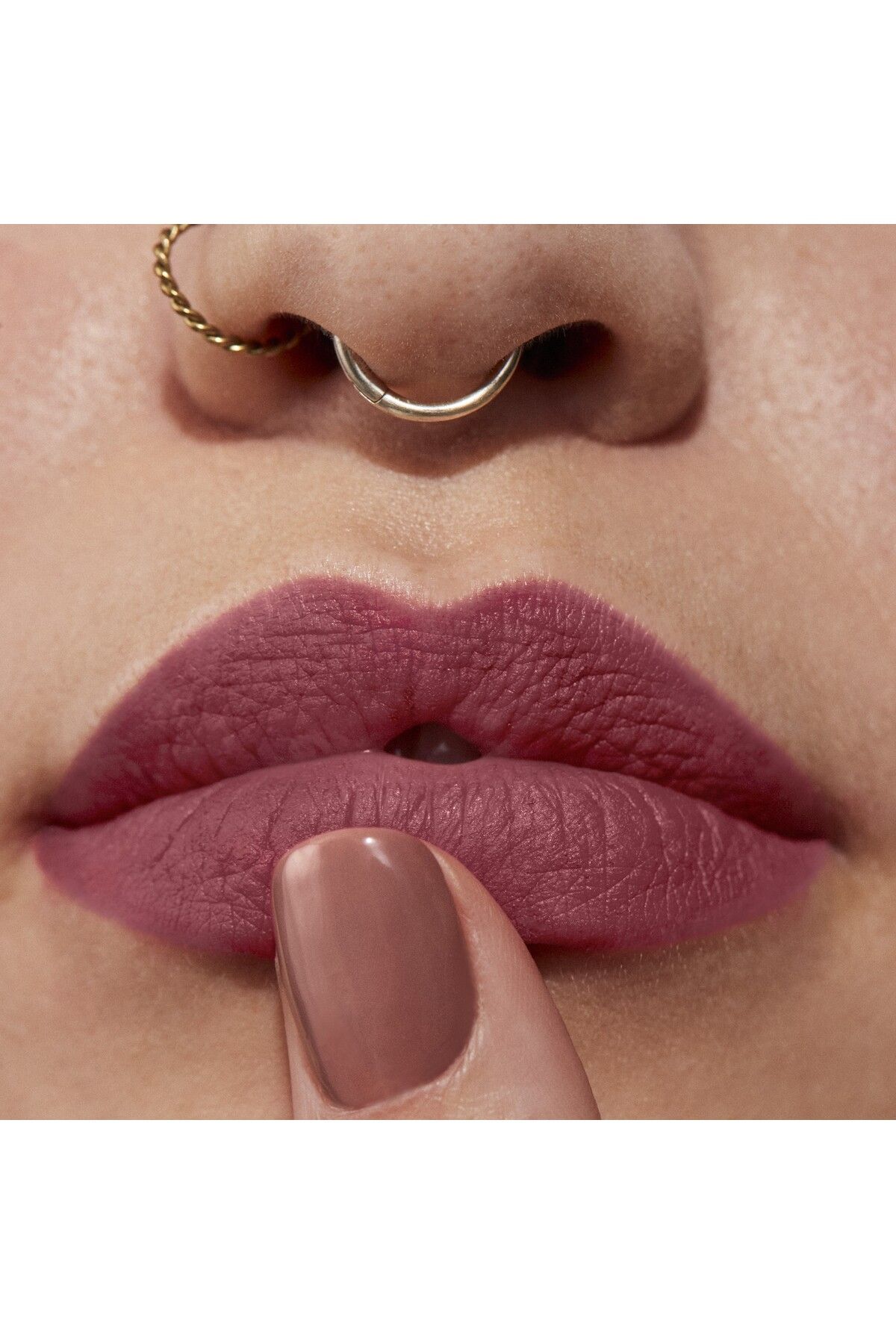 AVON-Power Stay Resistant Lipstick, Main Character Mauve 4