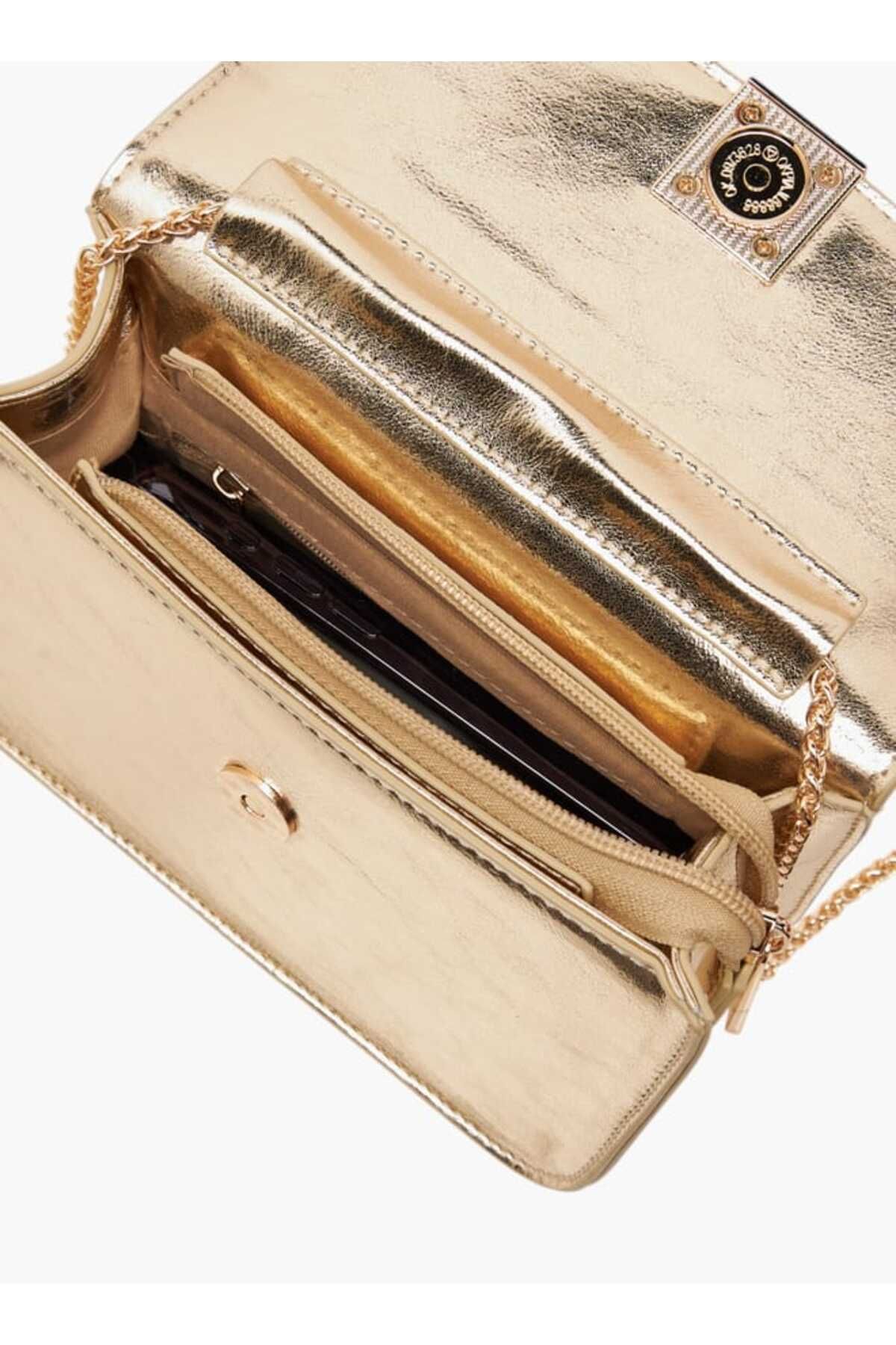Flora Bella by Shoexpress-Flora Bella Metallic Crossbody Bag with Magnetic Closure and Chain Strap 6