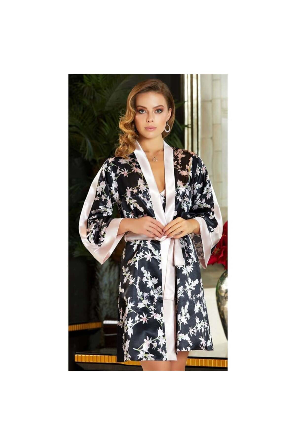 Jeremi 3068 Çeyizlik Ipek Saten Ikili Kısa Gecelik Sabahlıklı Takım - Pudra