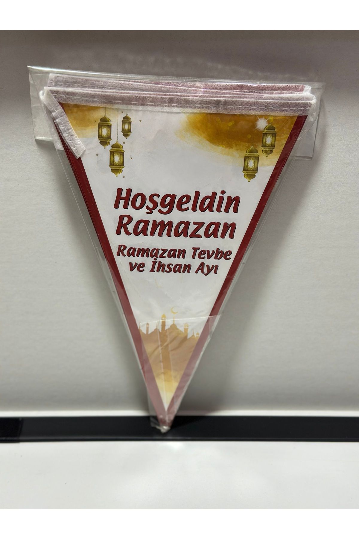 Party Partycom ‘’Hoşgeldin Ramazan’’ Ramazan Tevbe ve İhsan Ayı yazılı üçgen flama