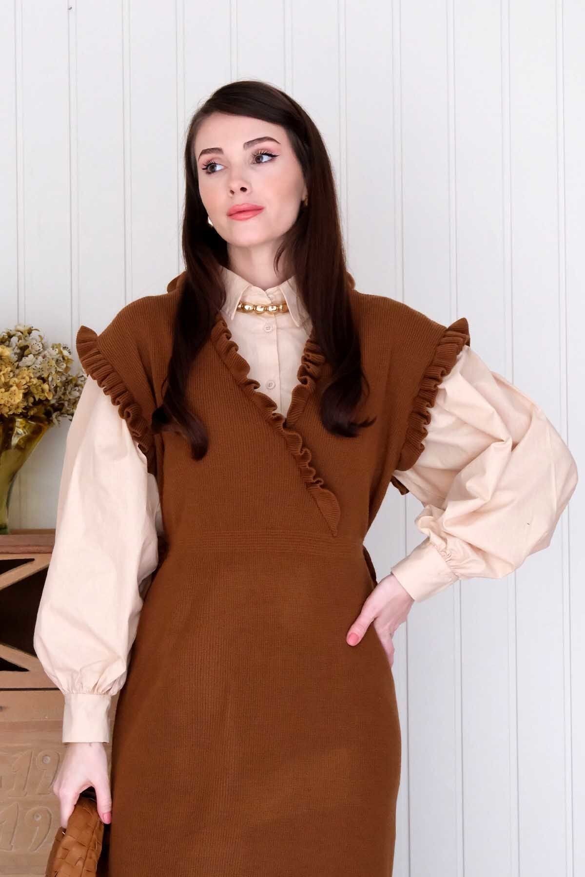 Ceylan Otantik-Camel Ruffle Collar Gilet 3