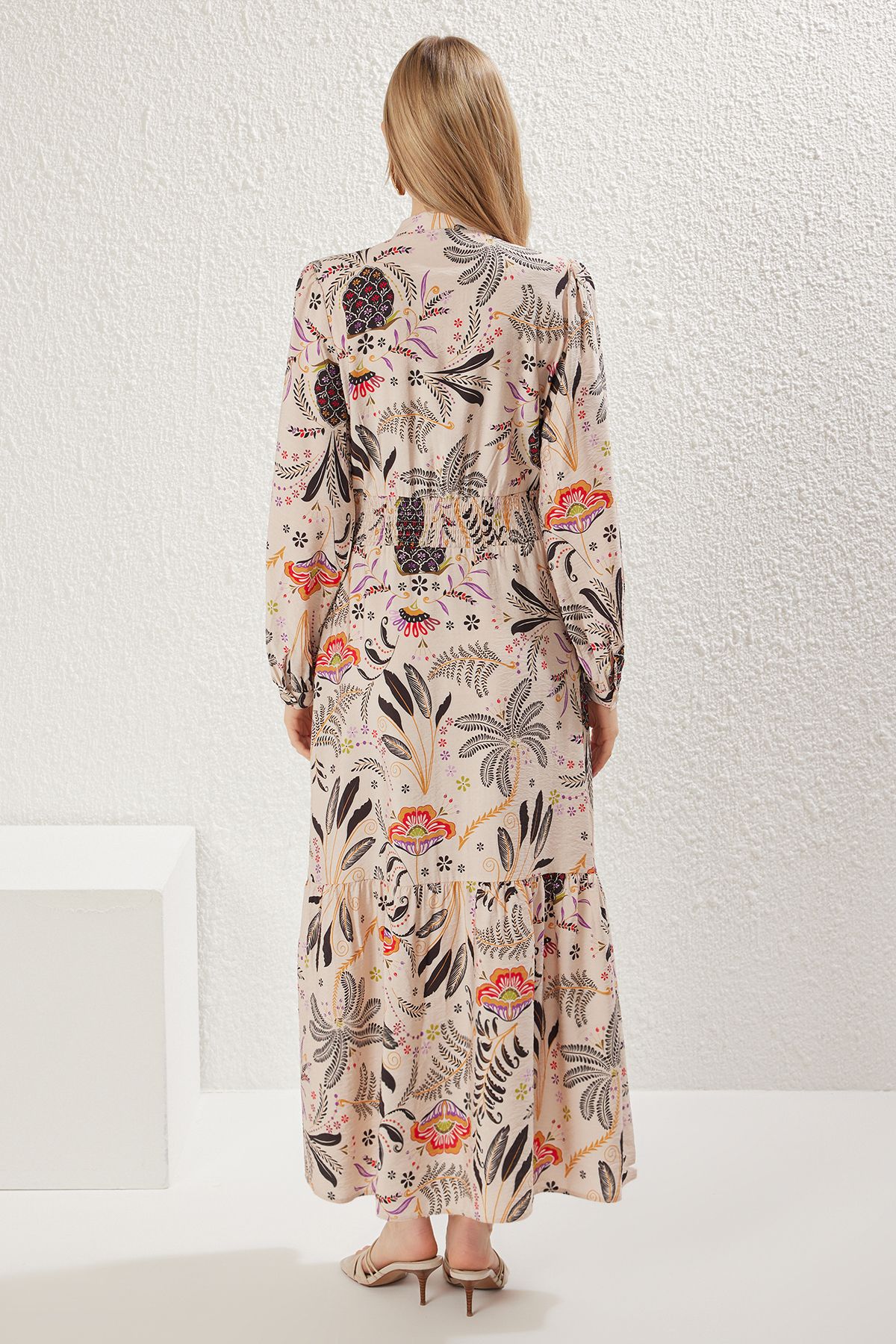 Trendyol Modest-Ecru mintás szőtt ingruha TCTSS25EB00070 5