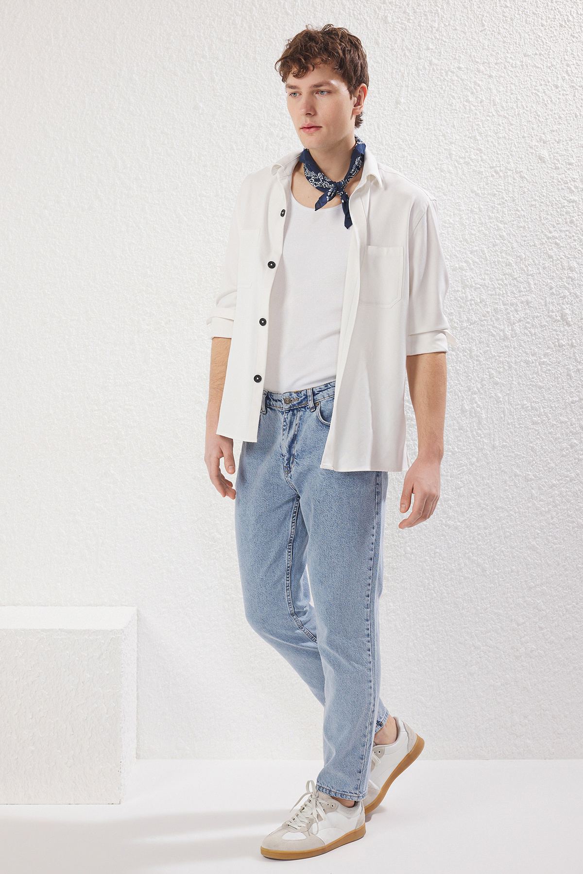 complete the look image