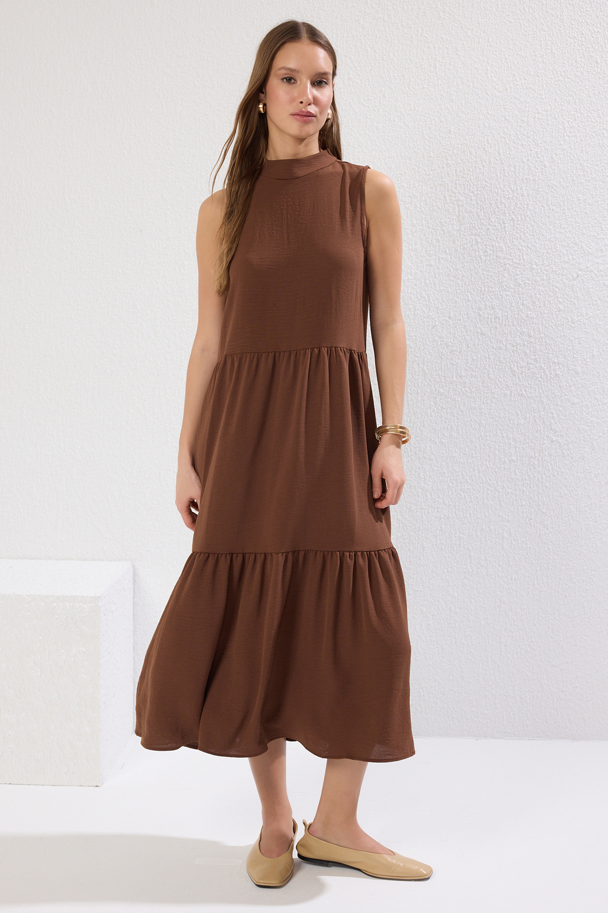 complete the look image
