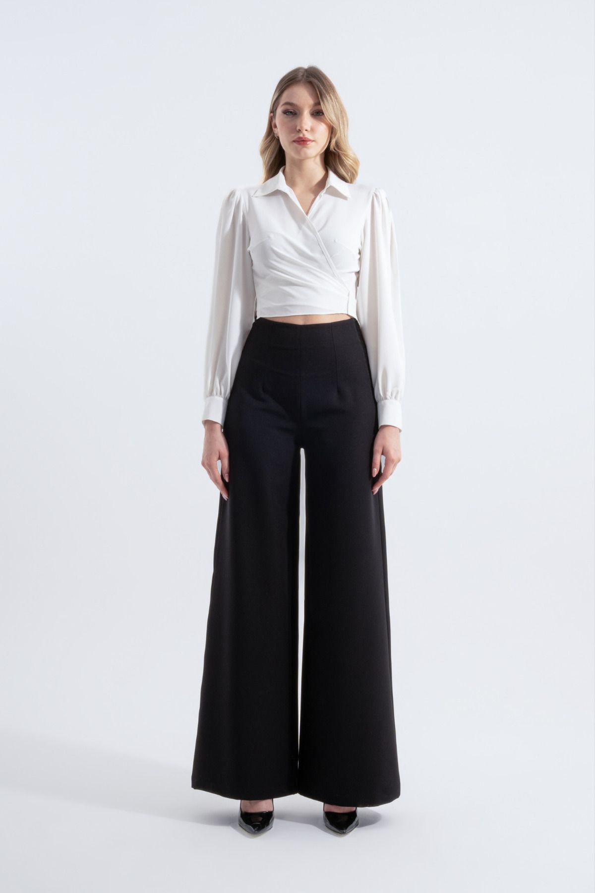 HOX'S-Schwarze Audrey-Palazzo-Hose mit hoher Taille und Spitzenverzierung 1