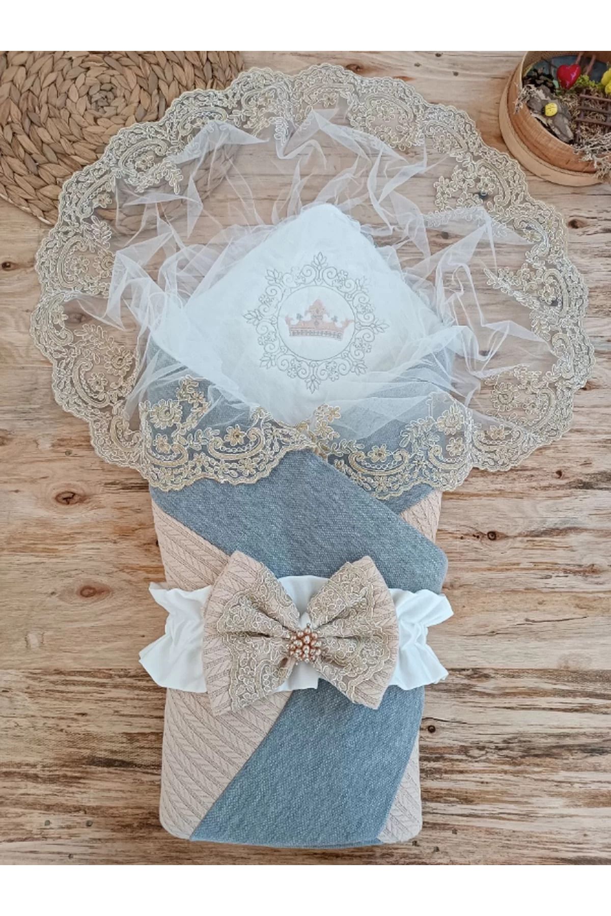 yusuftex Yenidoğan Teri Cotton Taç Nakışlı Prizma Taş Kundak Bebek Battaniyesi Bej