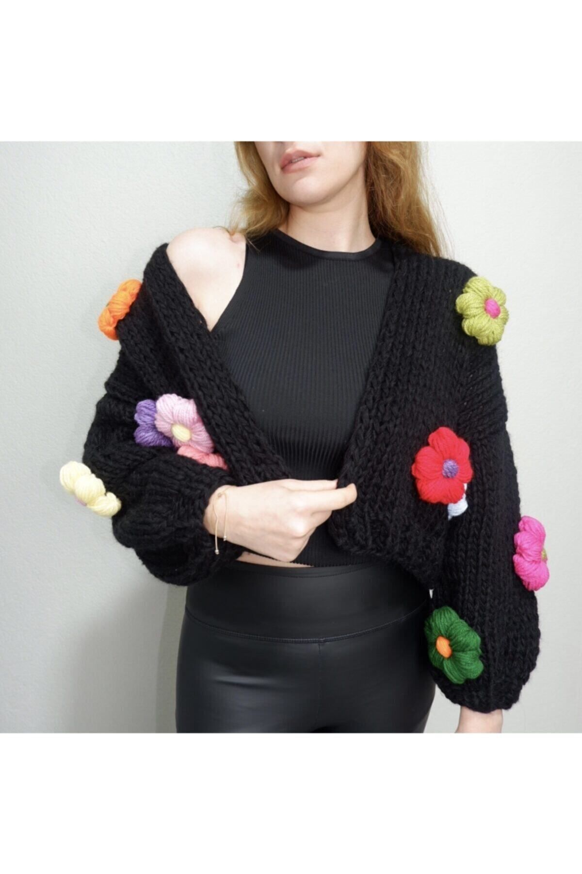 mihal boutique  Siyah Çiçek Motifli El Örgüsü Hırka - Görsel 3