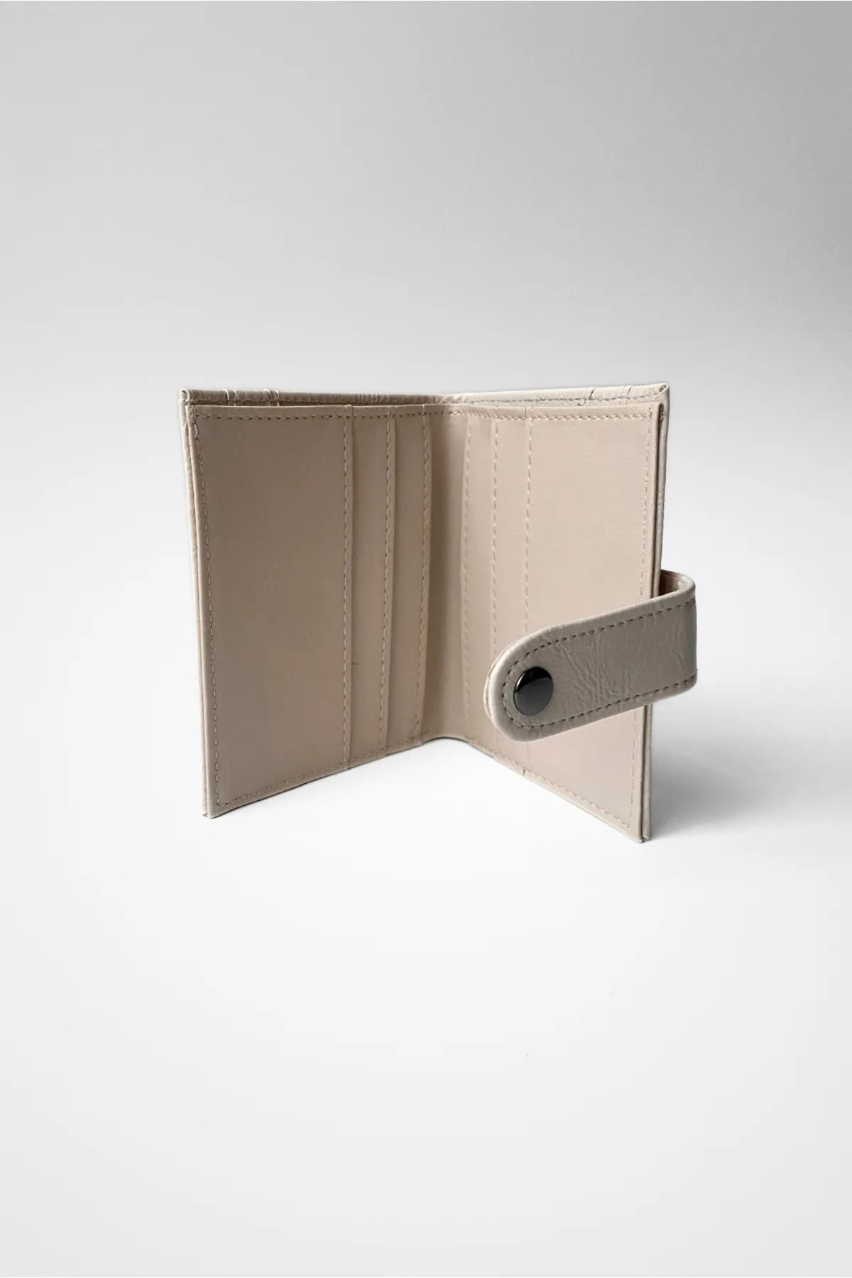 UCCELLO-Faux Leather Wallet with Card Holder Detail and Paper Money Compartment 4