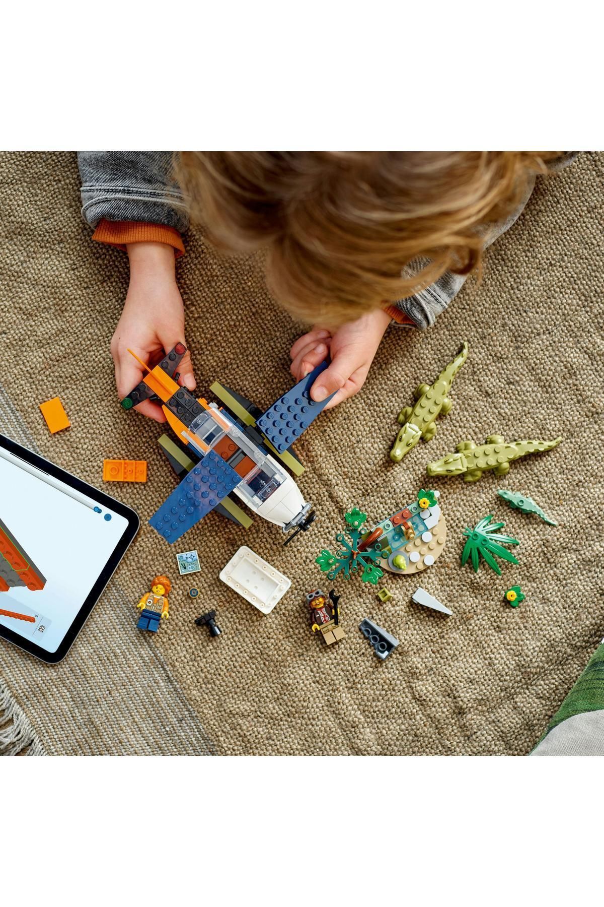 کشتی‌پرنده ۶۰۴۲۵ اکتشافگر جنگل شهری® – مجموعه ساختنی خلاقانه اسباب‌بازی برای کودکان ۶ سال و بالاتر