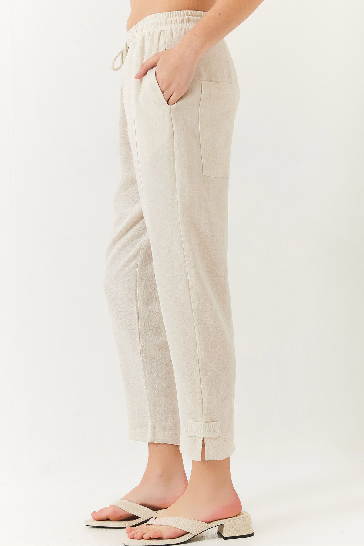 Bianco Lucci-Women's Linen Elastic Waist Tie-Up Trousers with Detailed Pockets and Carrot Cut 60261419 5