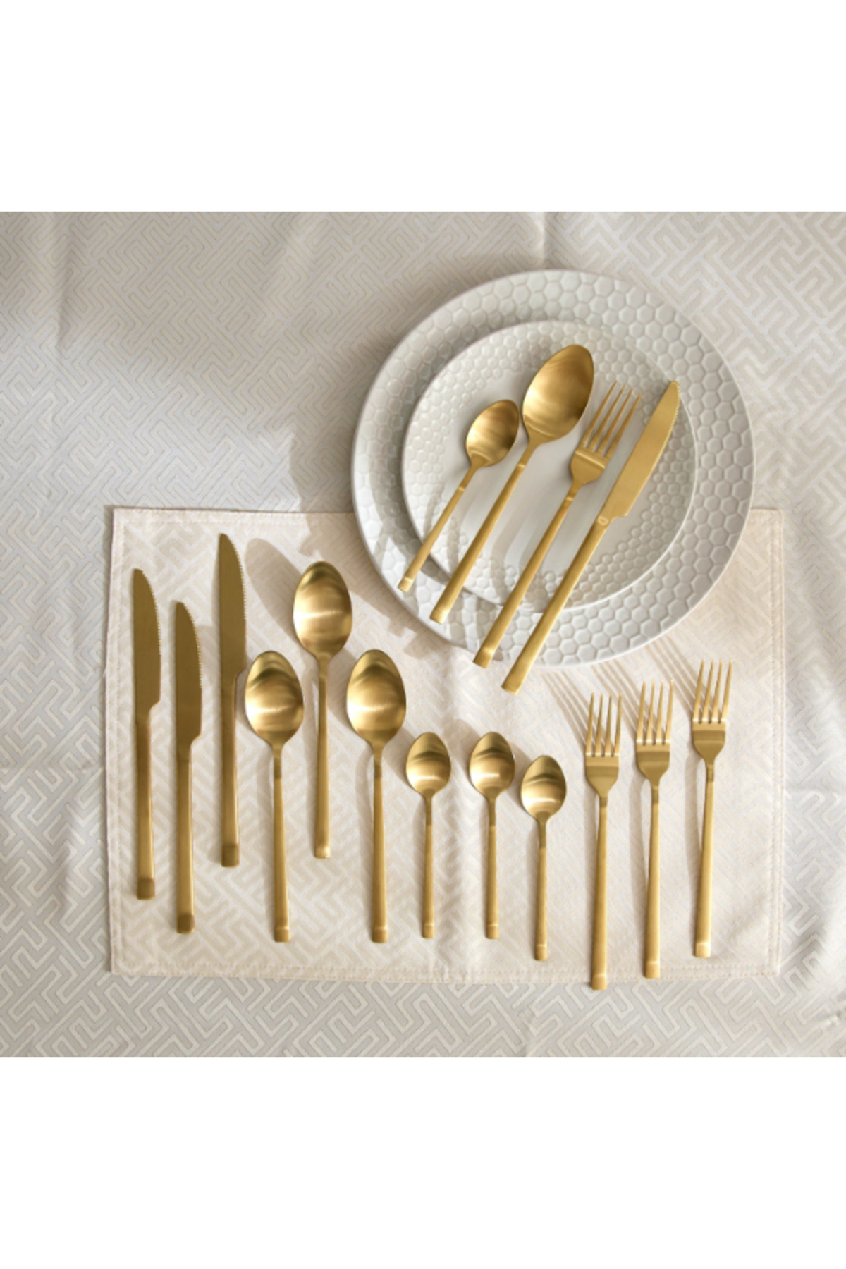 Home Box Tava 16-Piece Cutlery Set