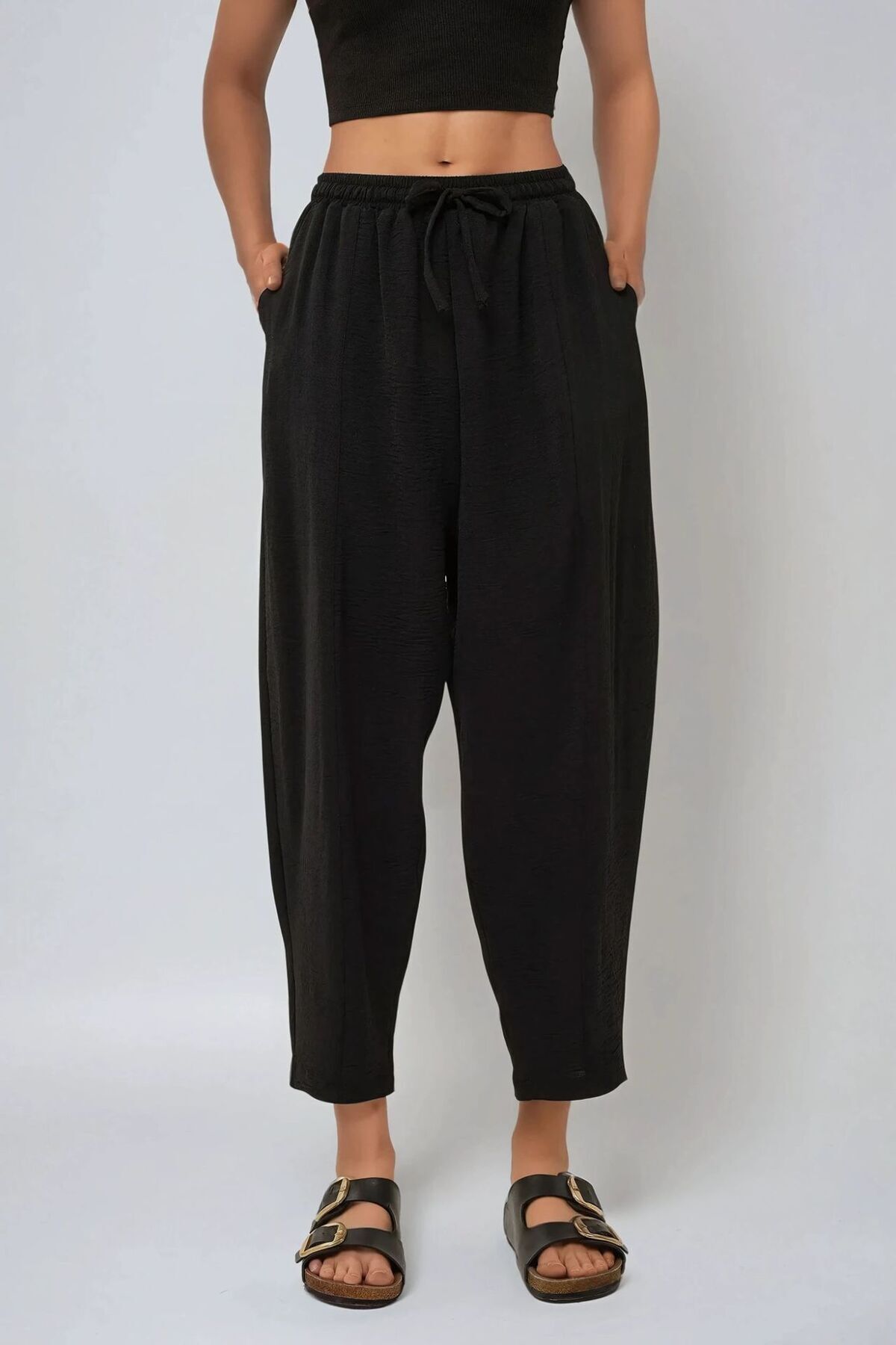 Hiccup-Stretchy Waist Relaxed Fit Pleated Trousers 2