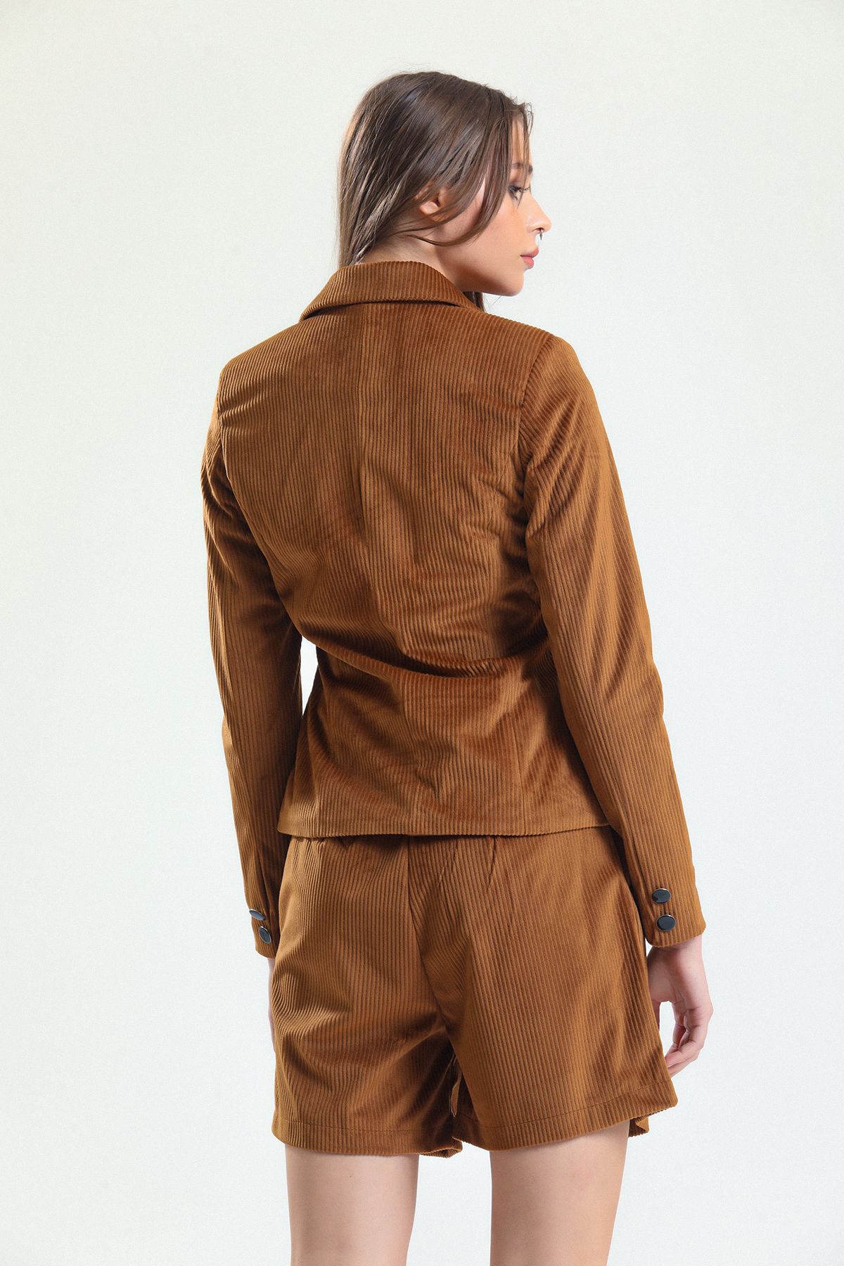 Sense-Front Single Button Sleeve Cuffs Double Button Velvet Jacket| Ckt32588 Tan 5