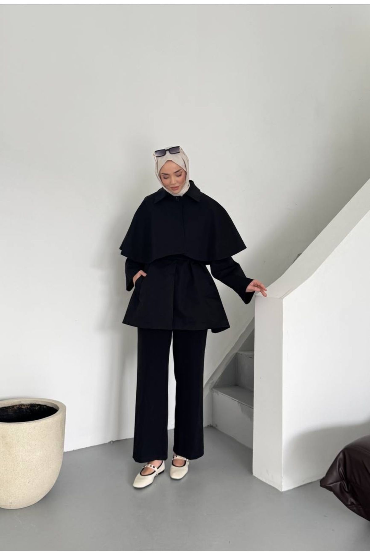 Esilapark-Mila Trench Coat with Palerin 2