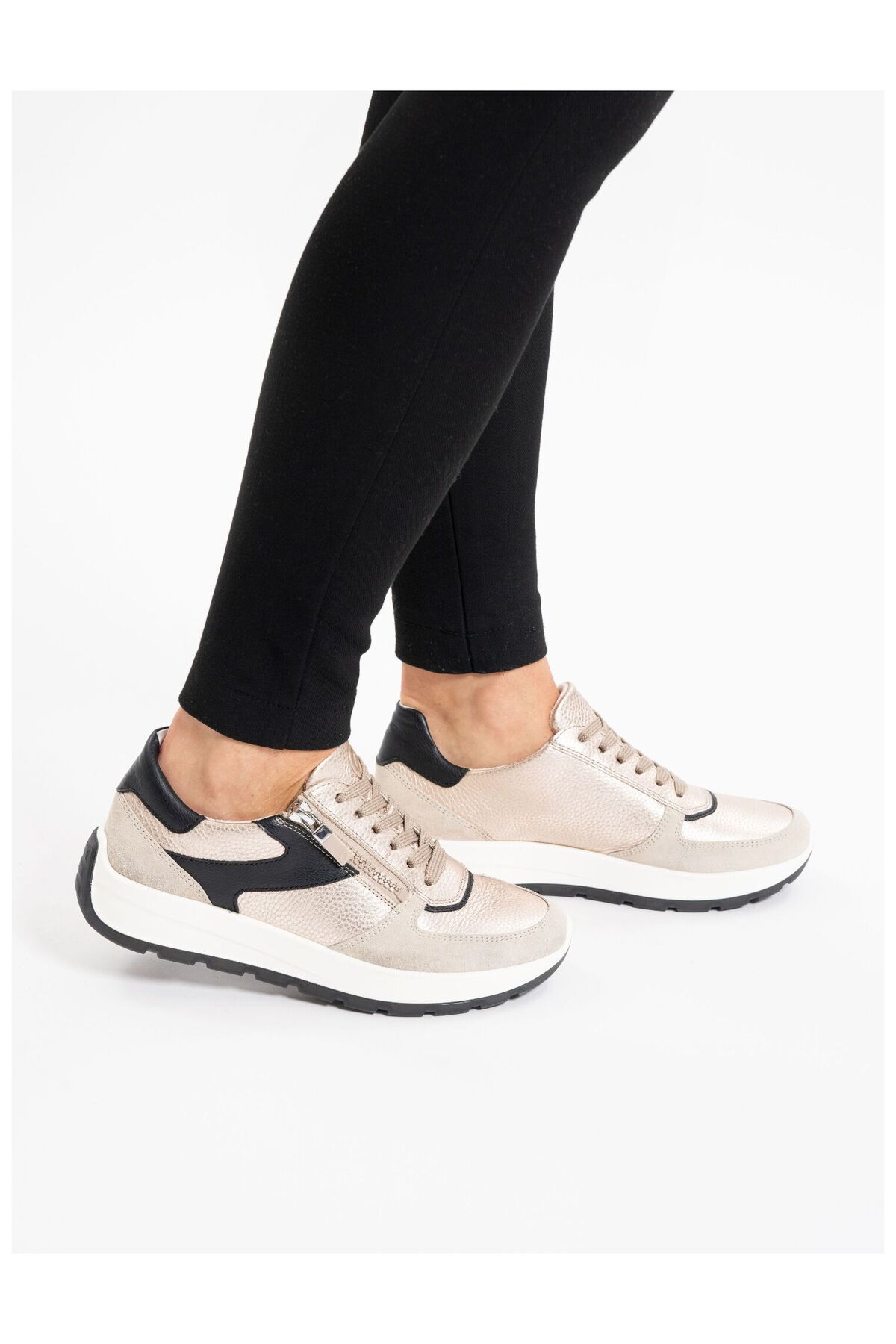 ARA-Sneaker 4