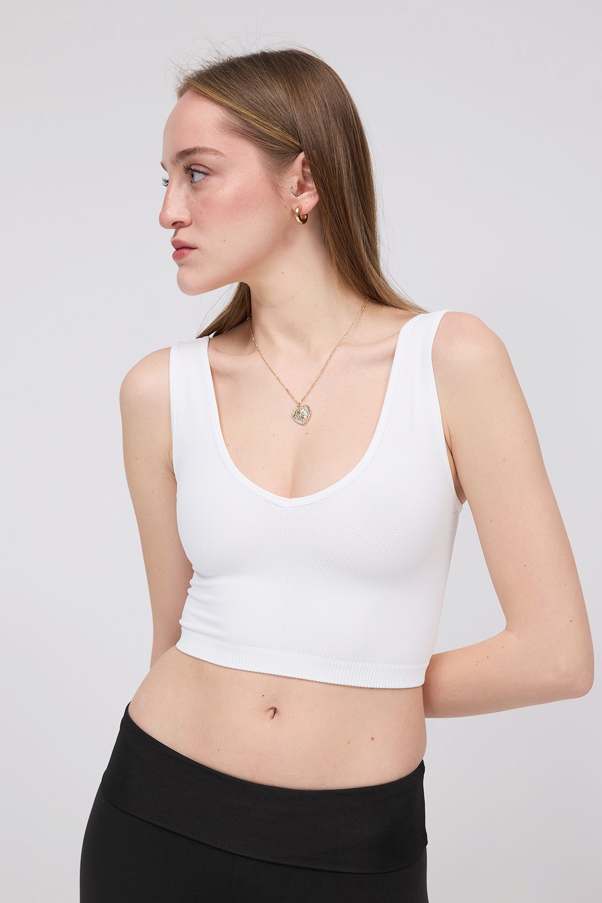 Addax-Αθλητής V-Neck Crop A008 2
