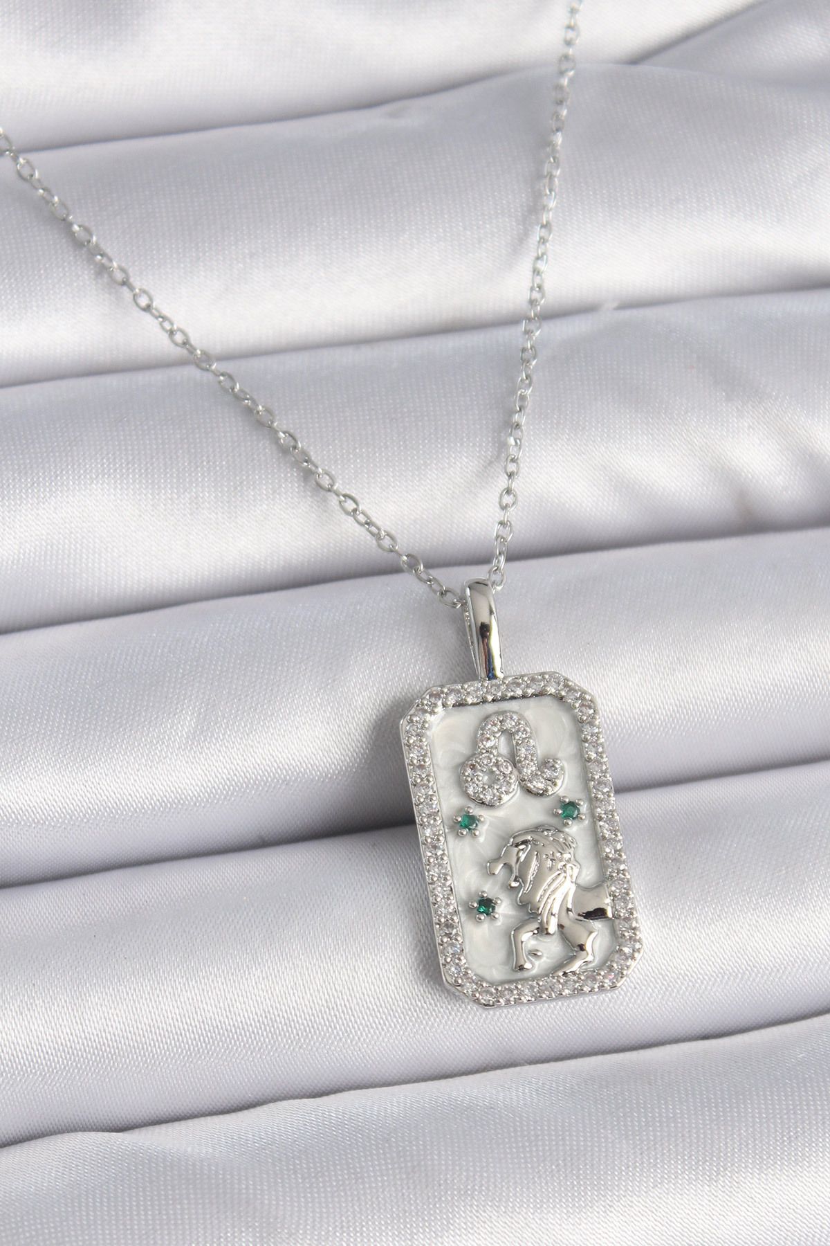 MMB Boutique 316L Çelik Gümüş Renk Zincir Aslan Burcu Zirkon Taşlı Kadın Kolye