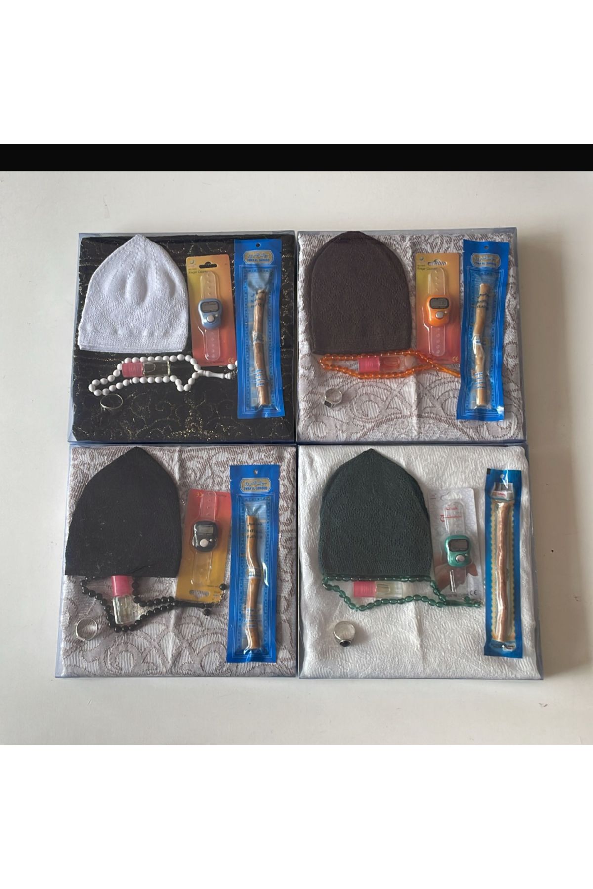 Classy 5 Bucăți Cadou Hajj Umrah Zikirmatik Covor De Rugăciune Subțire Inel Esență Pentru Șapcă Miswak Set De Mărgele De Rugăciune Culori Mixte - One