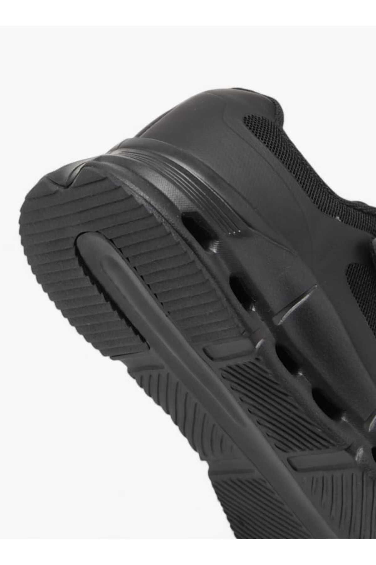 Oaklan by Shoexpress-Oaklan by Shoexpress Panelled Sneakers with Hook and Loop Closure 4