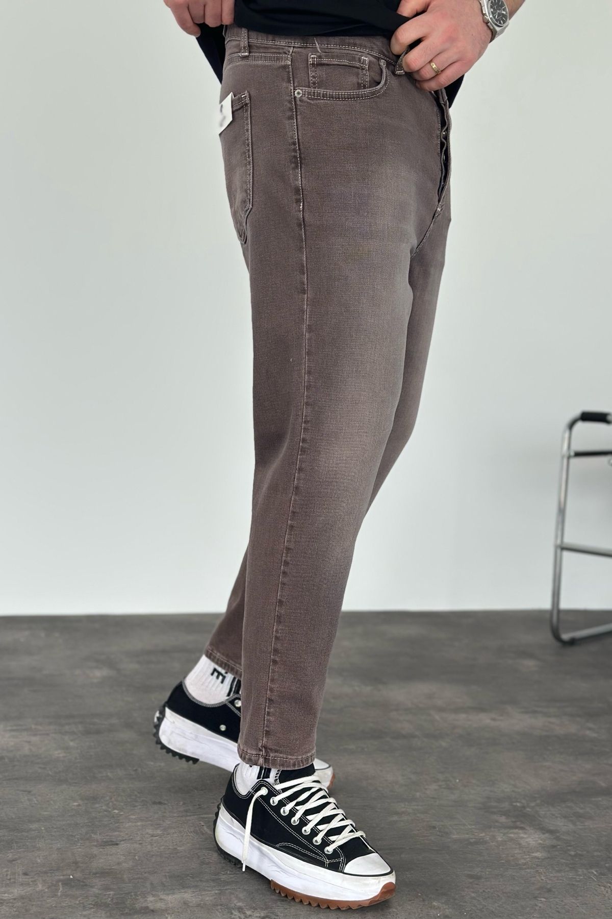 MADZEYMODA-Boyfriend Fit Men's Brown Jean Jeans Pants Ke-727 3