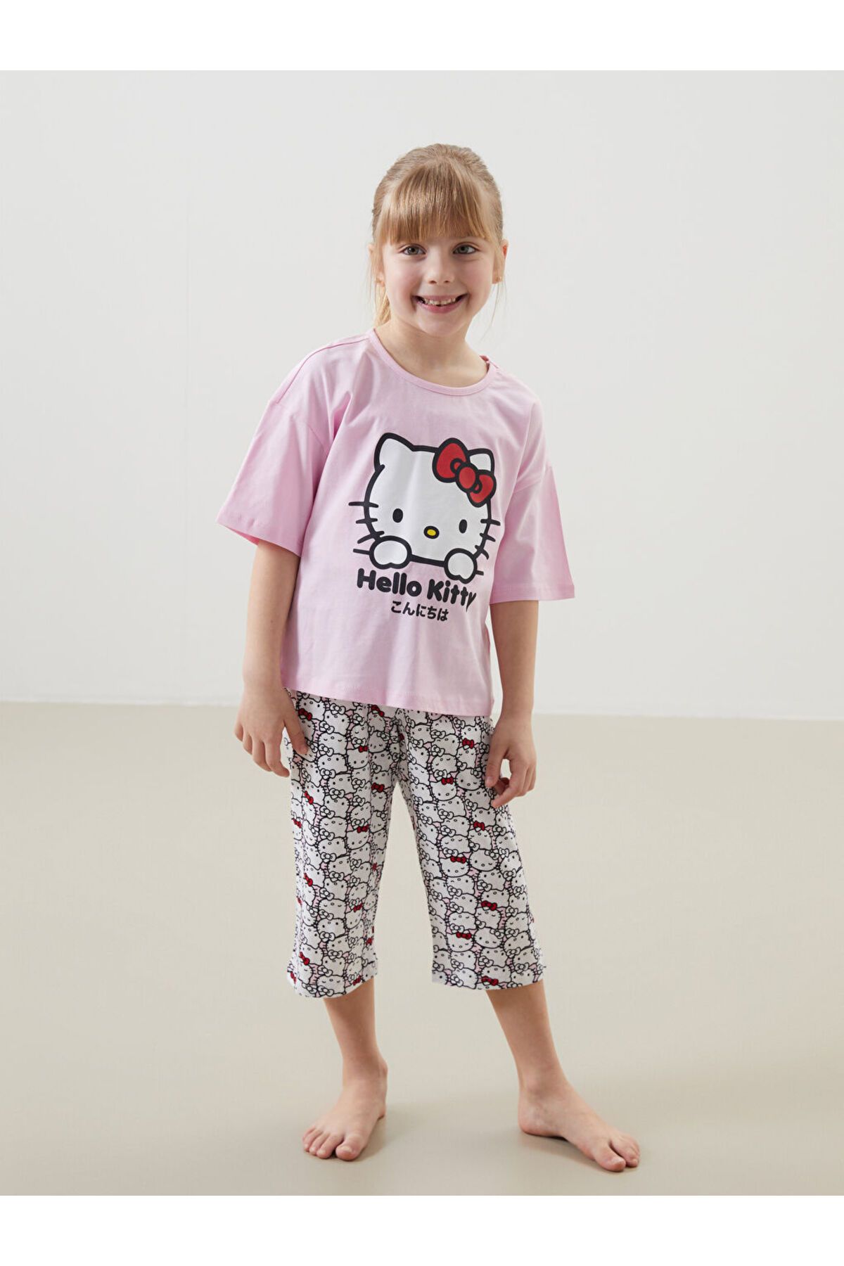 LC Waikiki LCW Kids Pembe Bisiklet Yaka Hello Kitty Baskılı Kız Çocuk Pijama Takımı