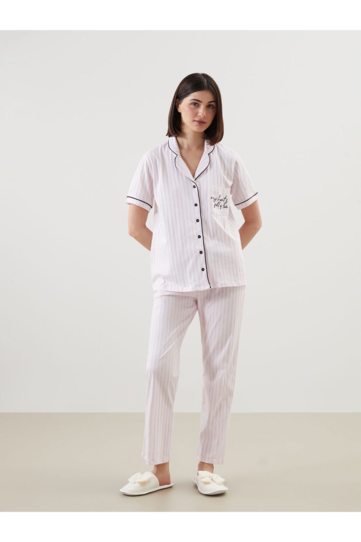 LC Waikiki Yeni Sezon Gomlek Yaka Cizgili Kadin Pijama Takimi - S59753Z8