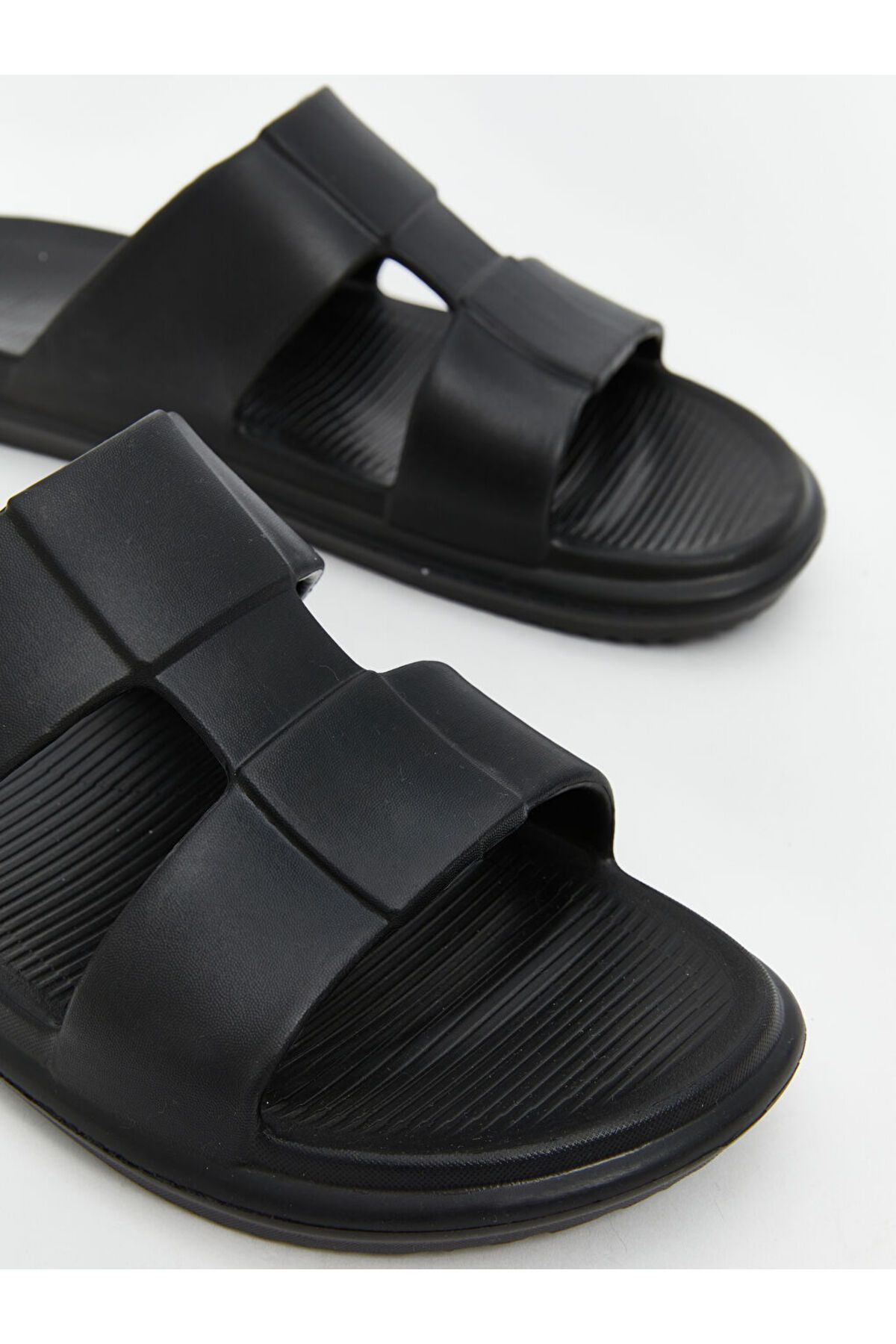 LC Waikiki-Lcw Steps Black Double Banded Men's Slippers 3