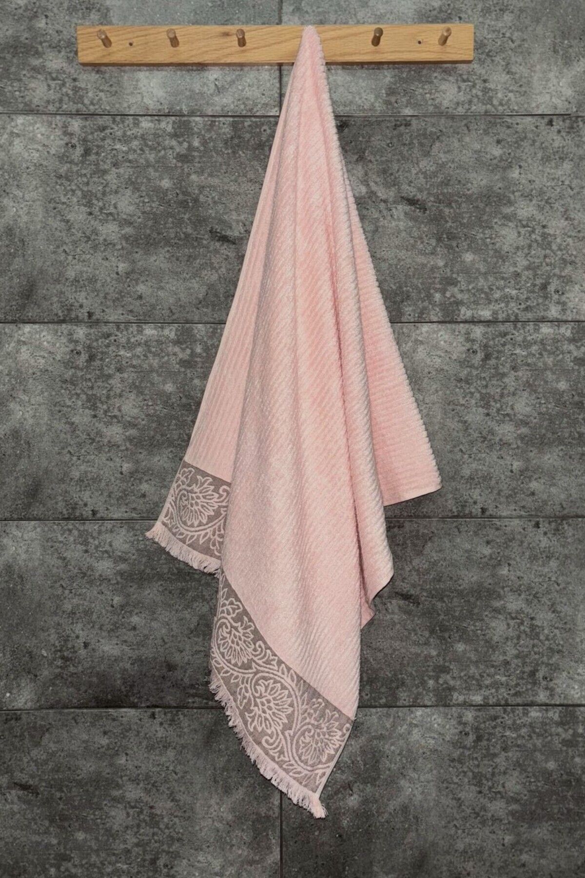 Sevim-Extra Soft Bamboo Bath Towel - 70X140 cm - Salmon Color - with Border and Tassels 4