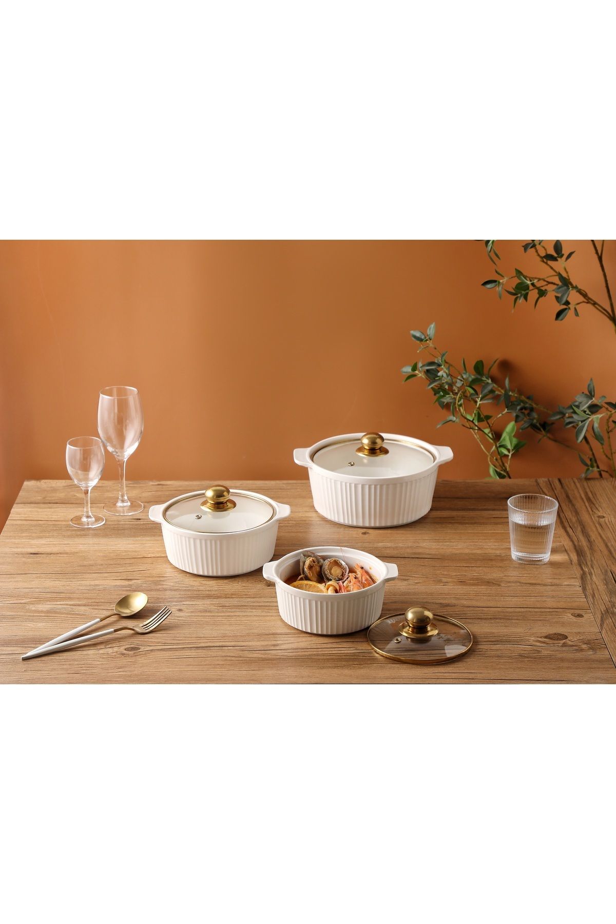 Dove-Porcelain Bowl Set Of 3 Bowl 3 Glass Lids, 8 9 10.5 Inch White / Gold 2