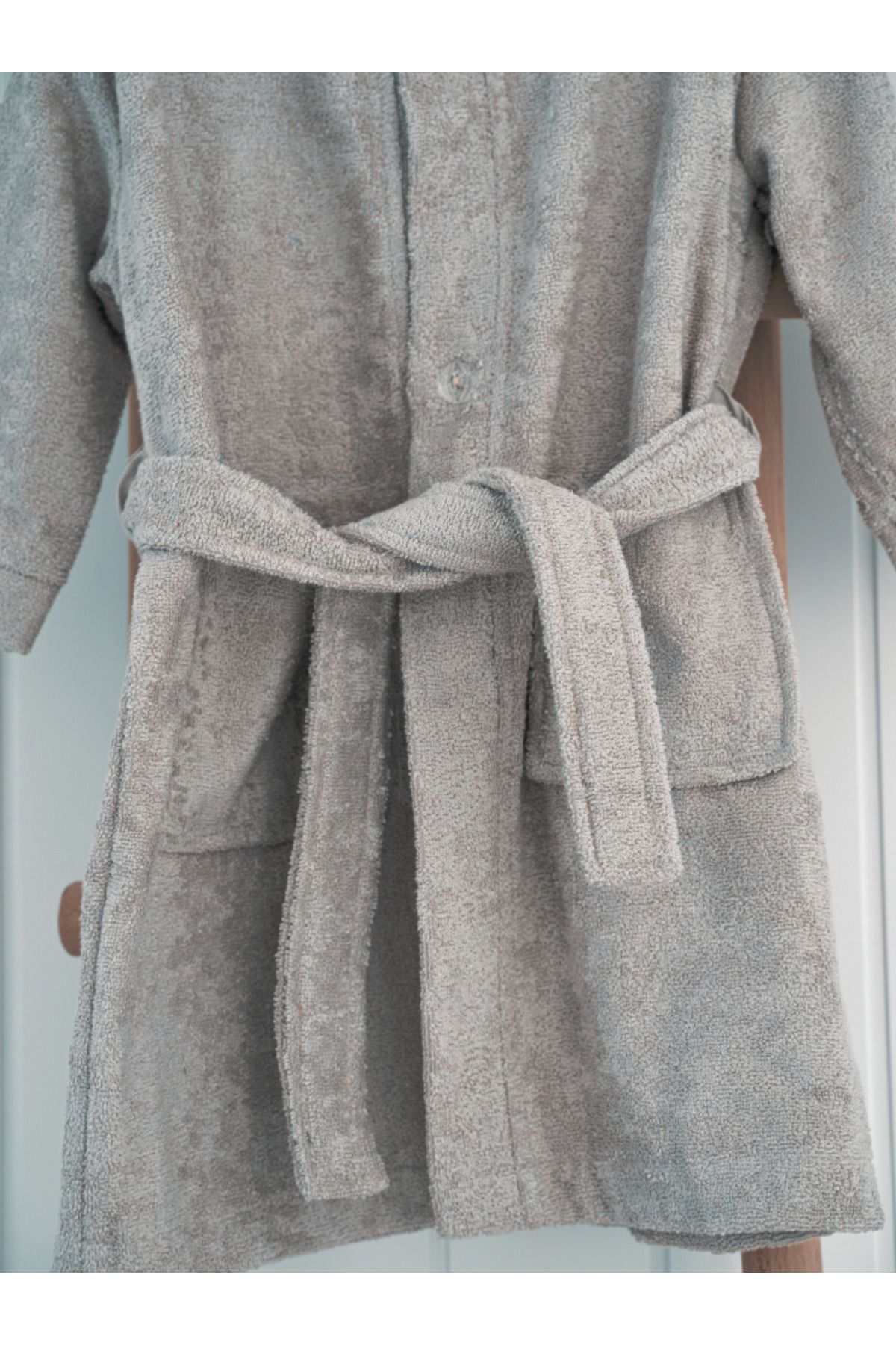 Kirazkids-Gray Hooded Bamboo Children's Bathrobe 3