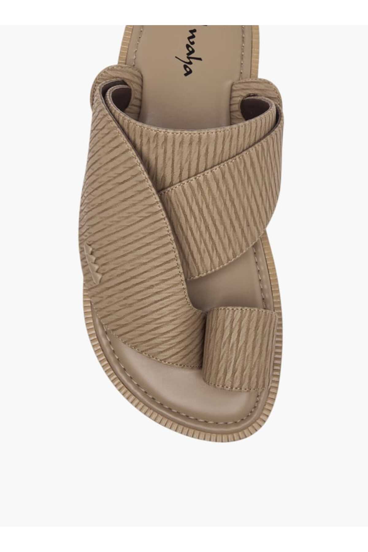 Al Waha-Textured Slip-On Arabic Sandals with Toe Loop 3