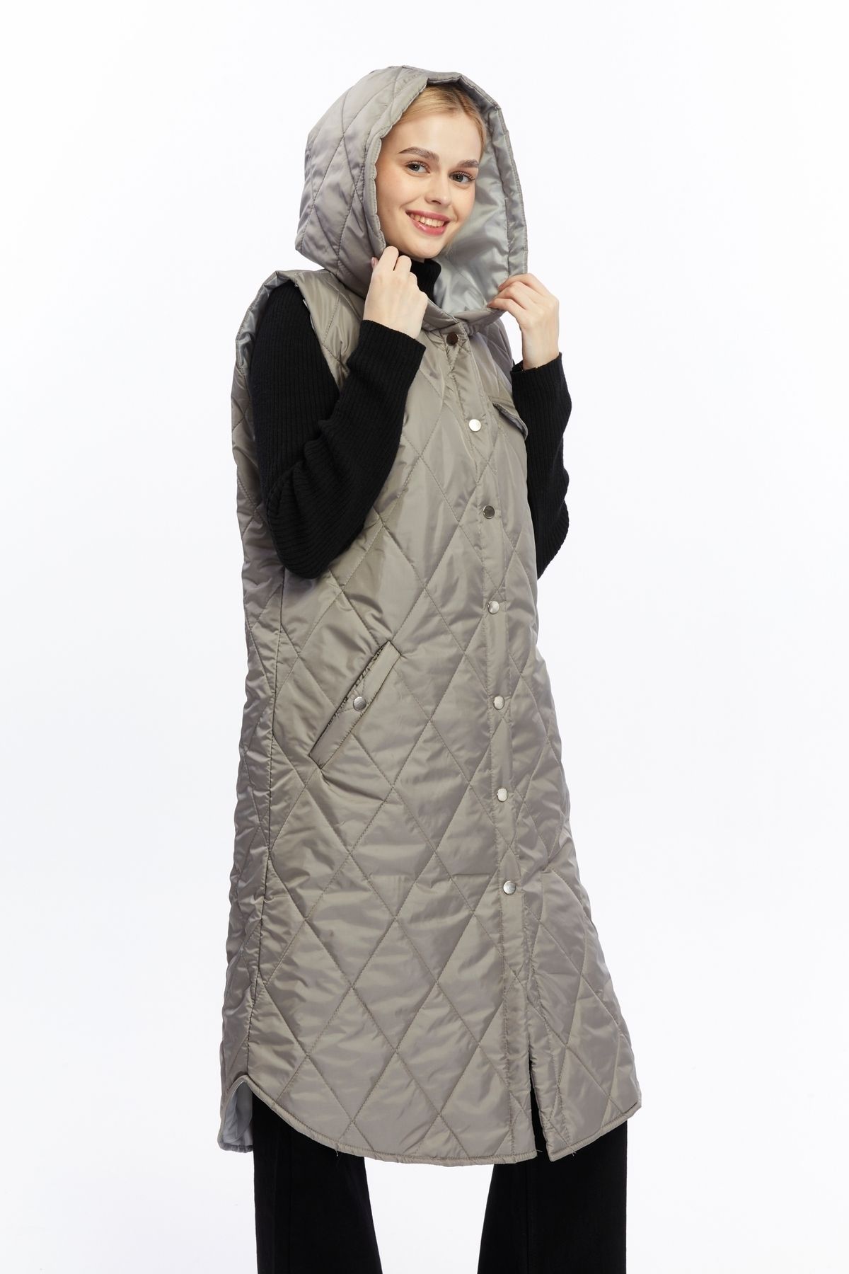 sehatex-Women's Long Quilted Puffer Vest with Snap Detail 6