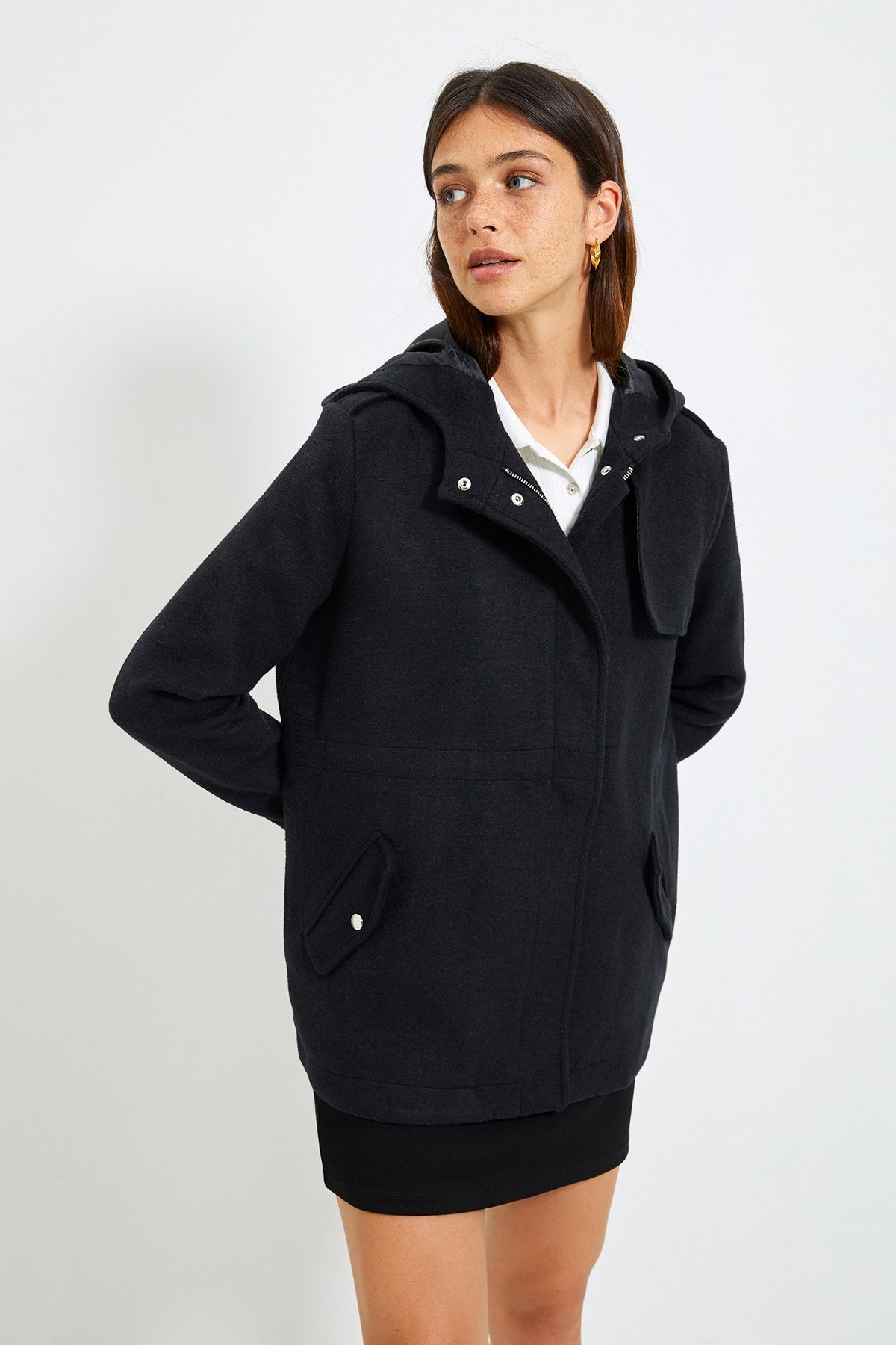 Trendyol Collection-Palton negru cu glugă, cu fermoar, ștampilă TWOAW21KB0015 7