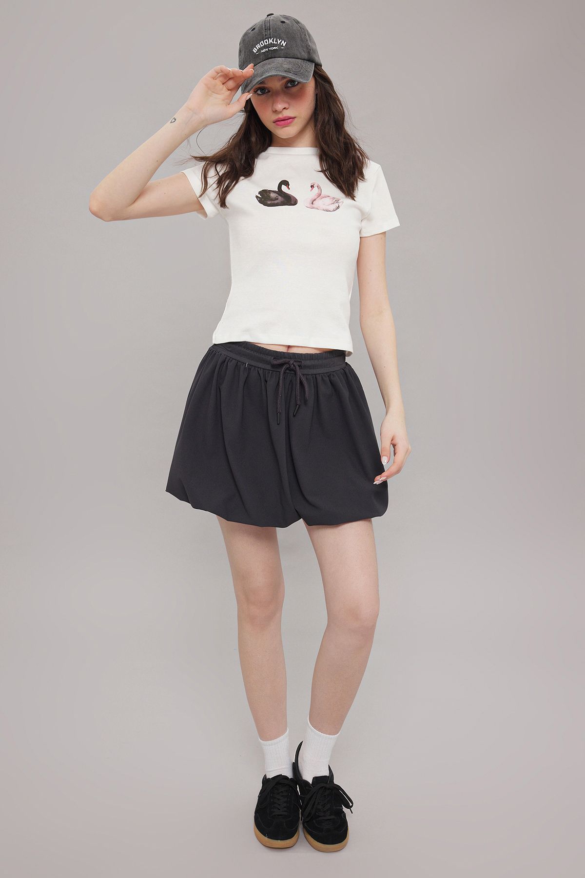 Trendyol Collection Antracytowa Spódnica Mini Z Koronką W Talii I Balonem Twoss25et00066 Kobieta - M